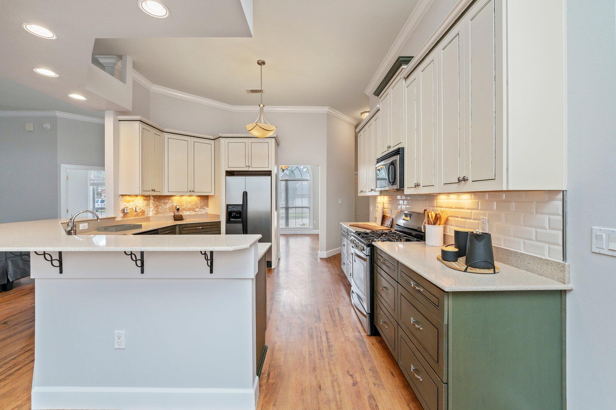 BAYSHORE PLACE PH 1 - Residential