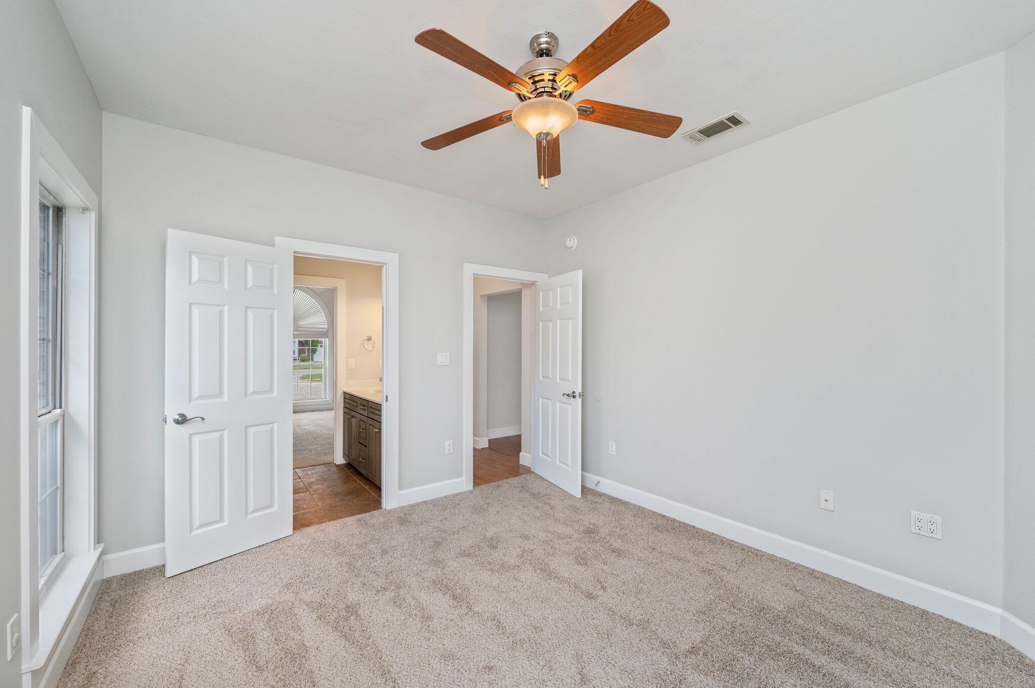 BAYSHORE PLACE PH 1 - Residential