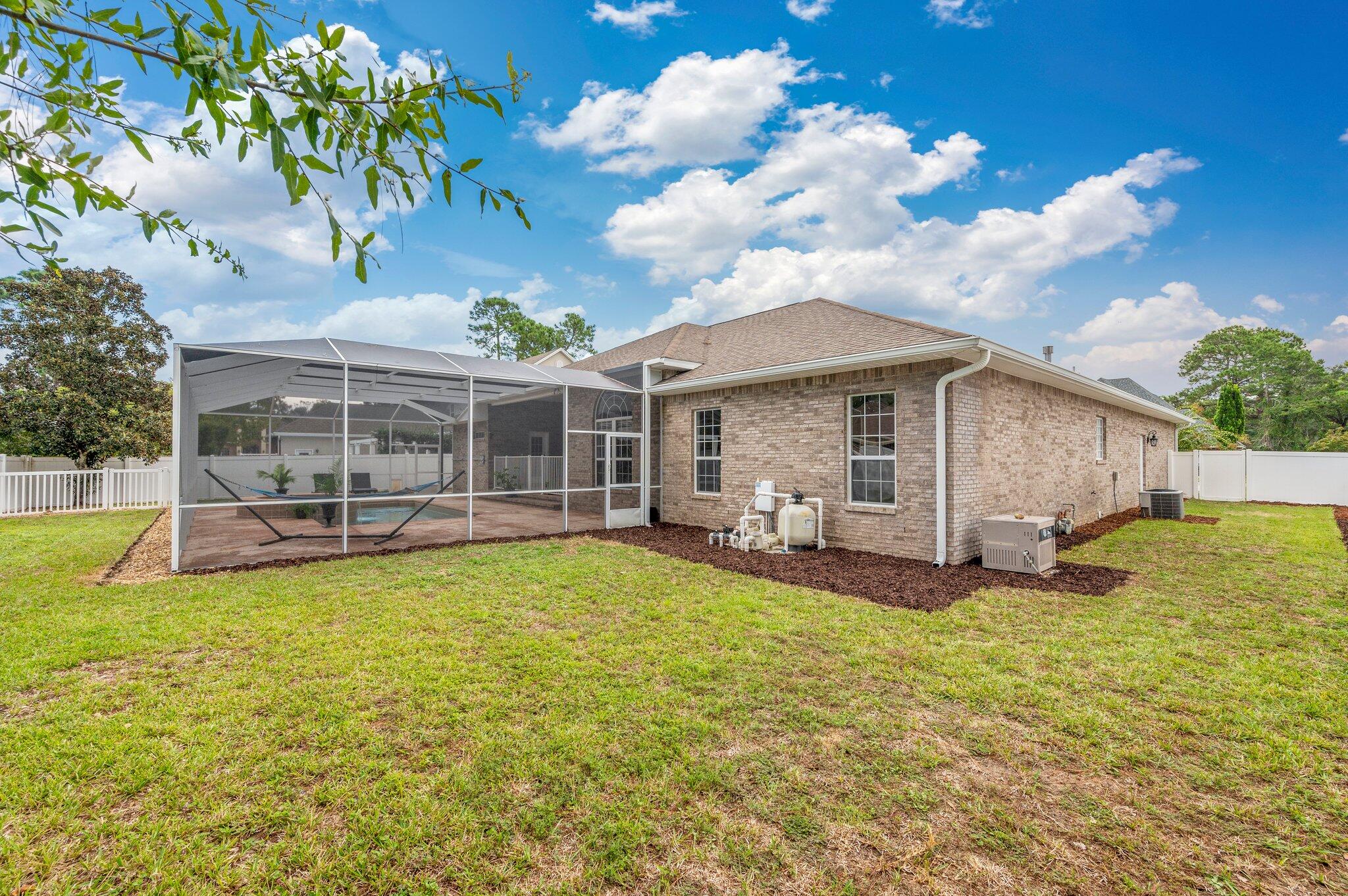 BAYSHORE PLACE PH 1 - Residential