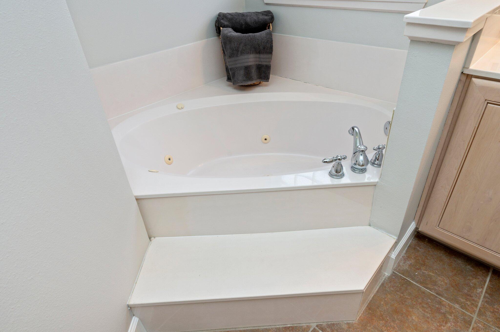 BAYSHORE PLACE PH 1 - Residential