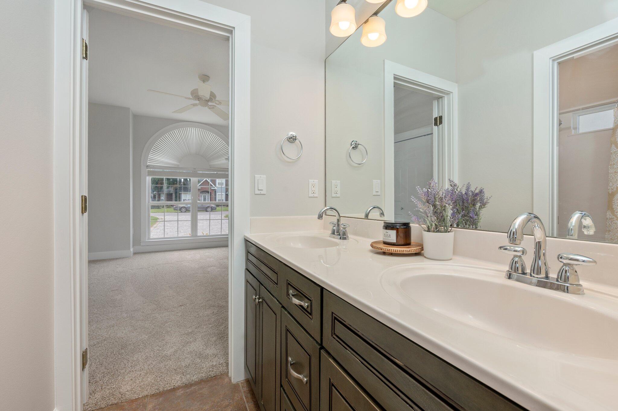 BAYSHORE PLACE PH 1 - Residential