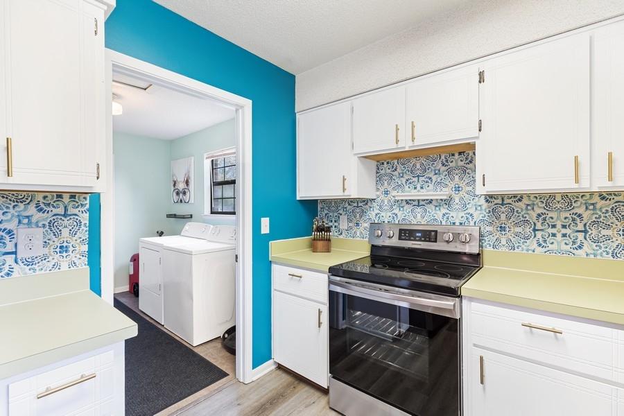 TIMBERLAKE ESTATES - Residential