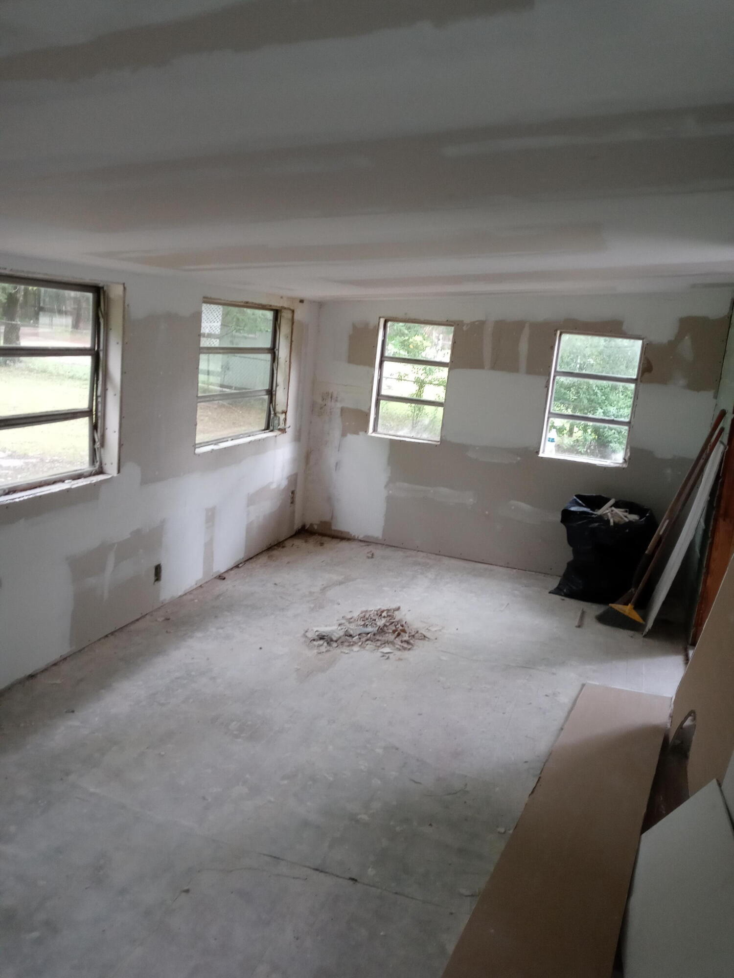 DEFUNIAK SPRINGS - Residential