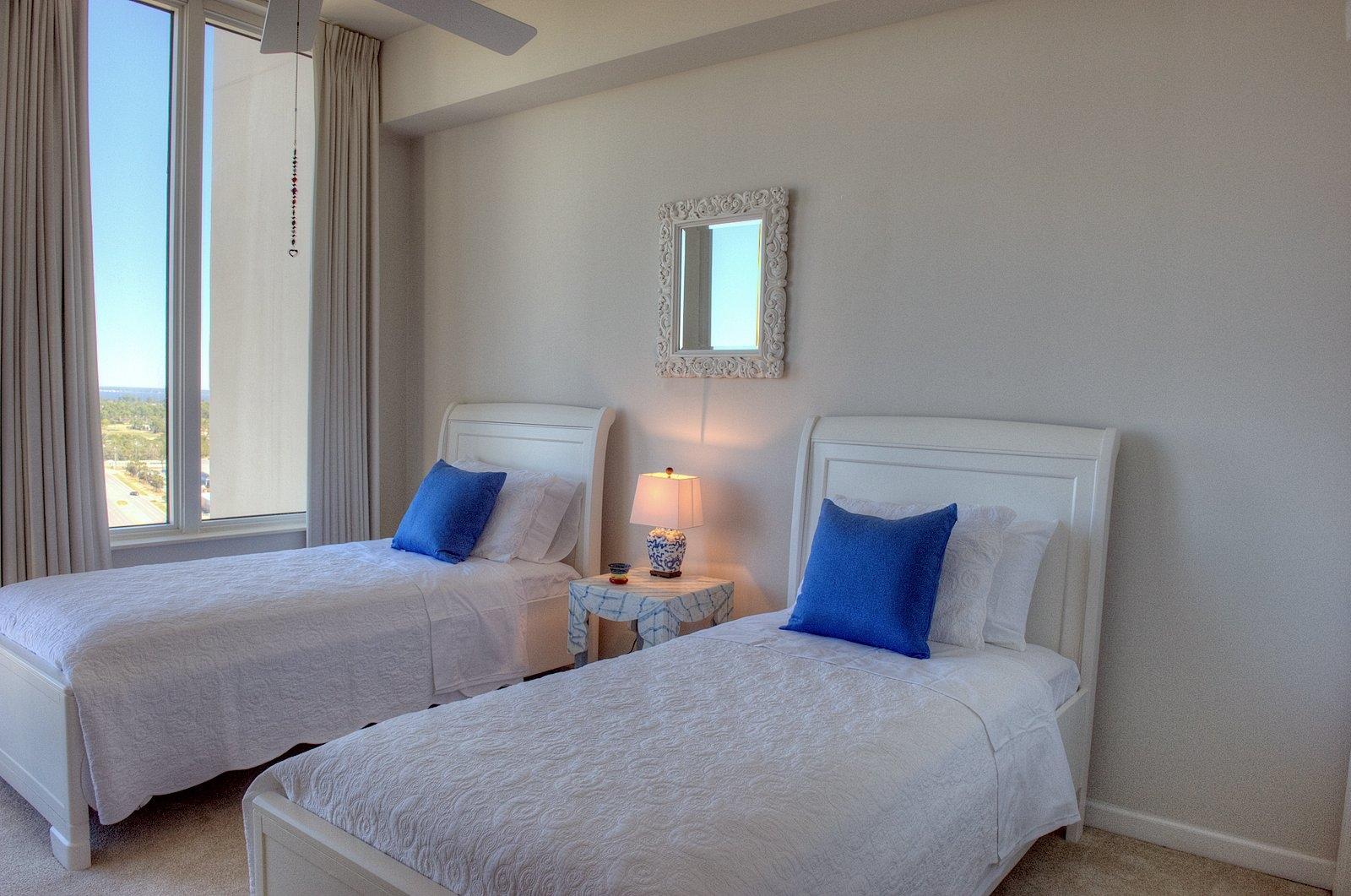 SILVER BEACH TOWERS - Residential