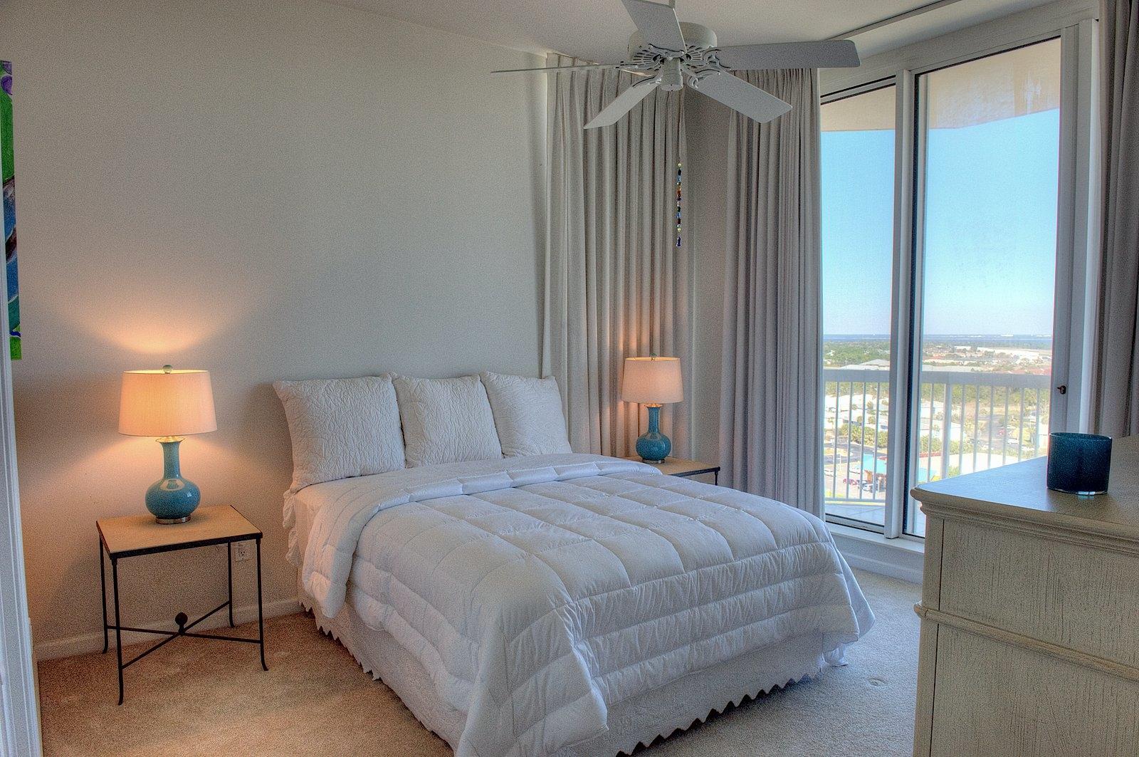 SILVER BEACH TOWERS - Residential