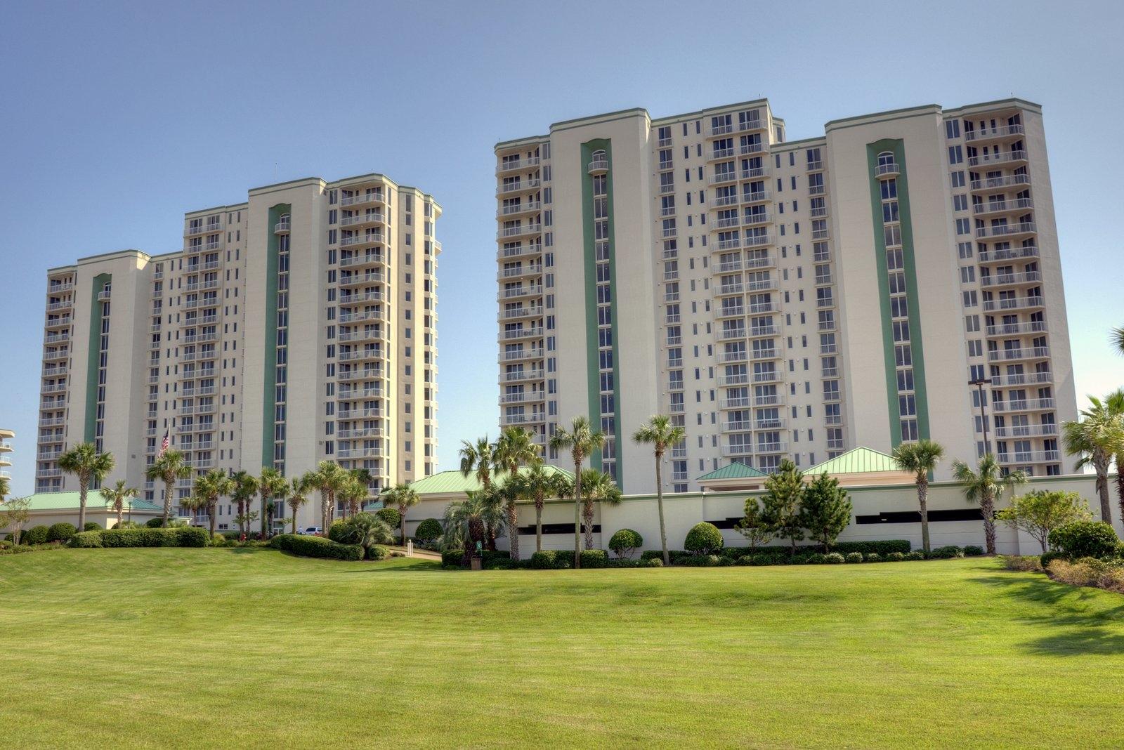 SILVER BEACH TOWERS - Residential