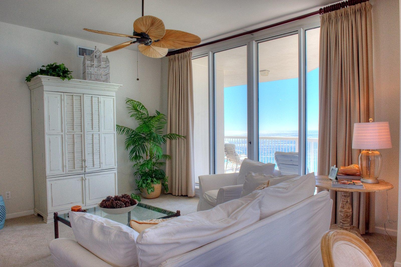 SILVER BEACH TOWERS - Residential