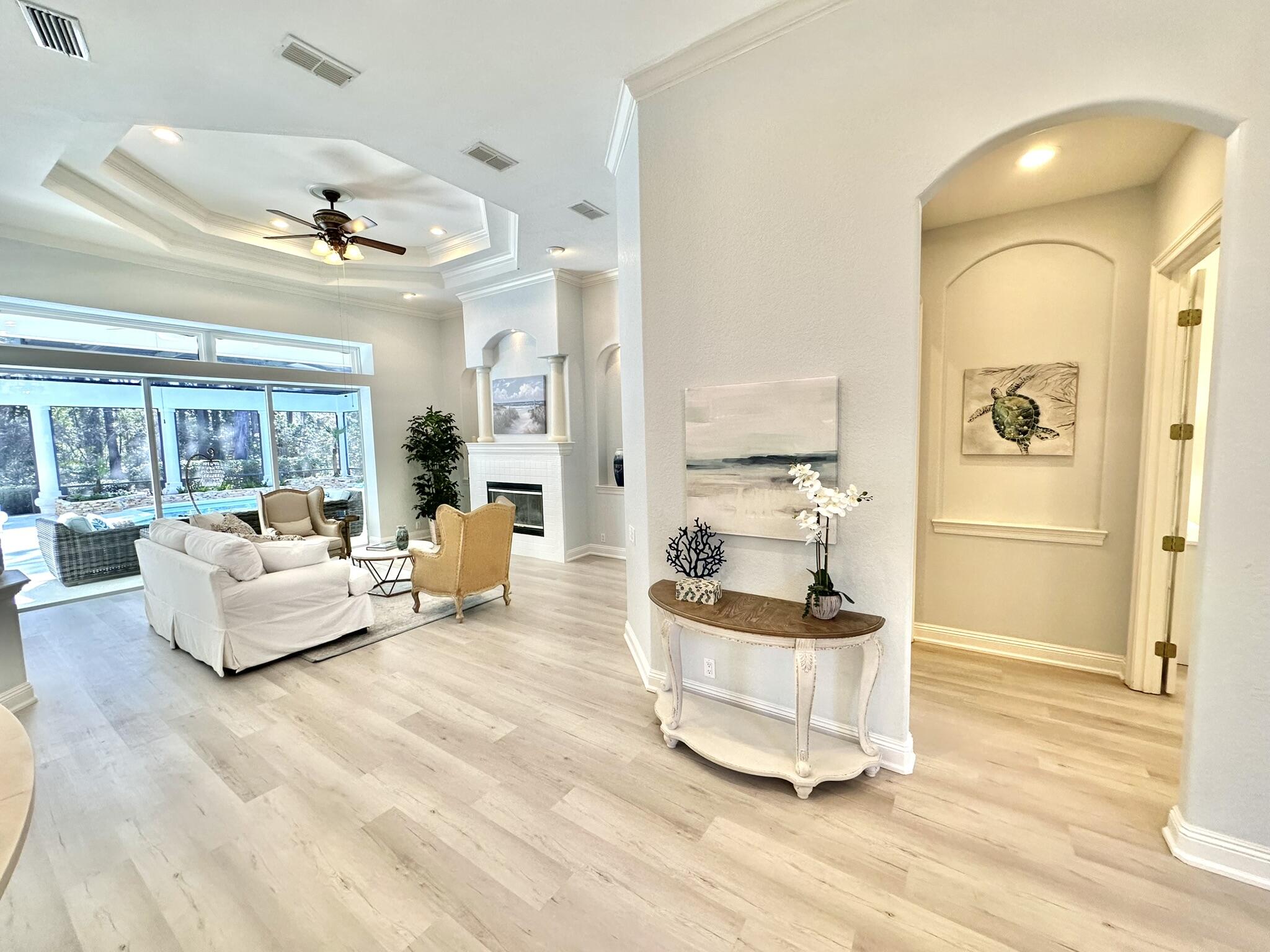 BURNT PINE - Residential
