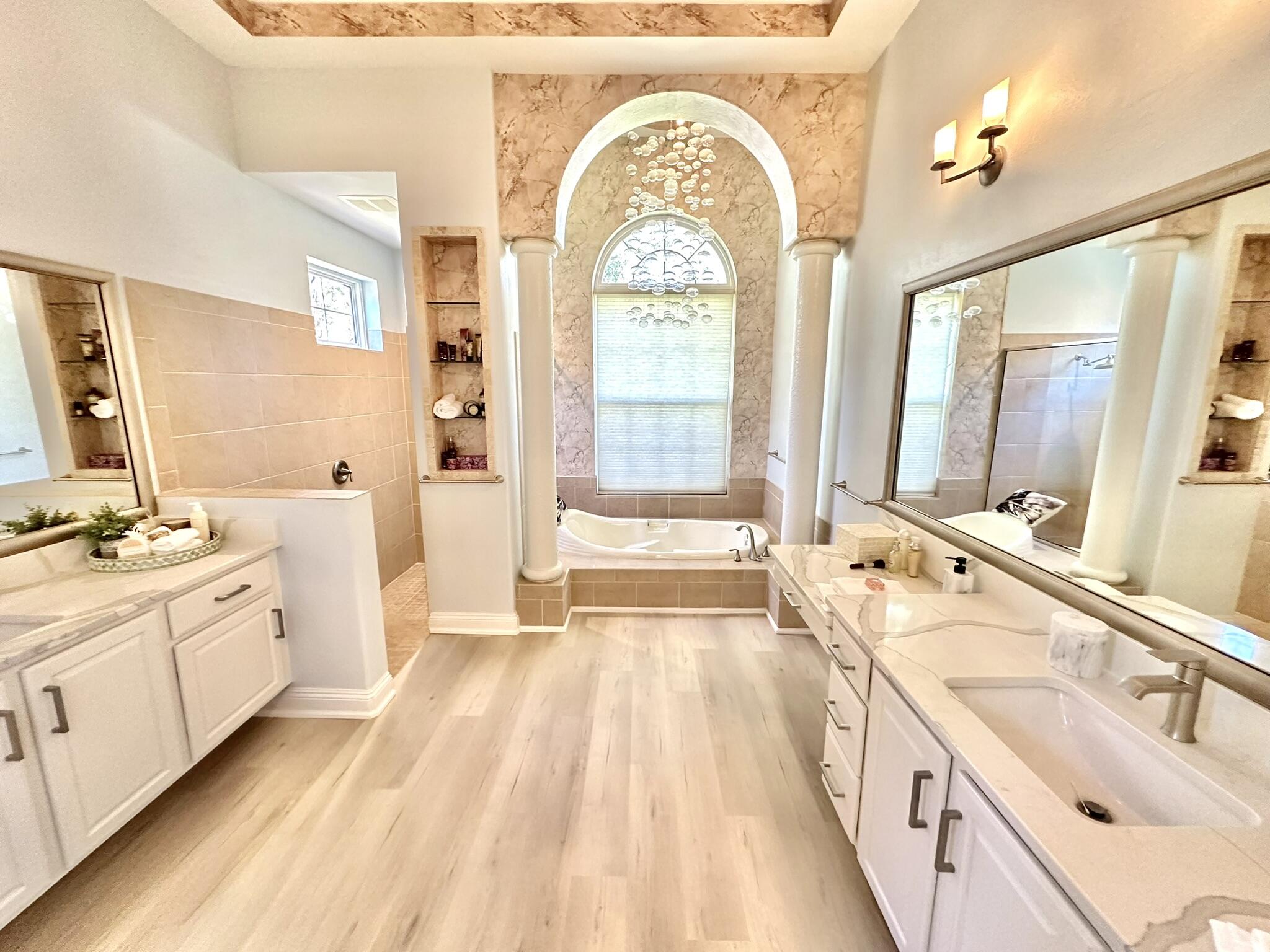 BURNT PINE - Residential