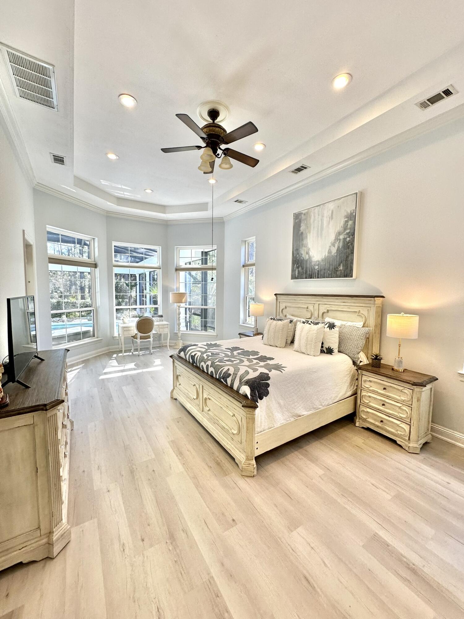 BURNT PINE - Residential