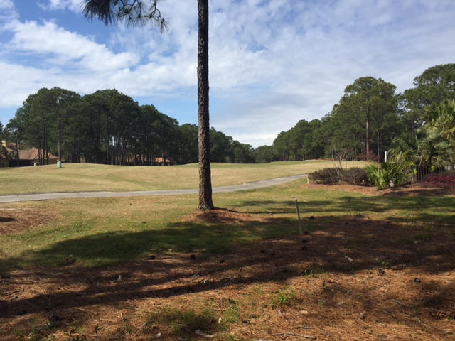 BAYTOWNE AVE EAST - Land