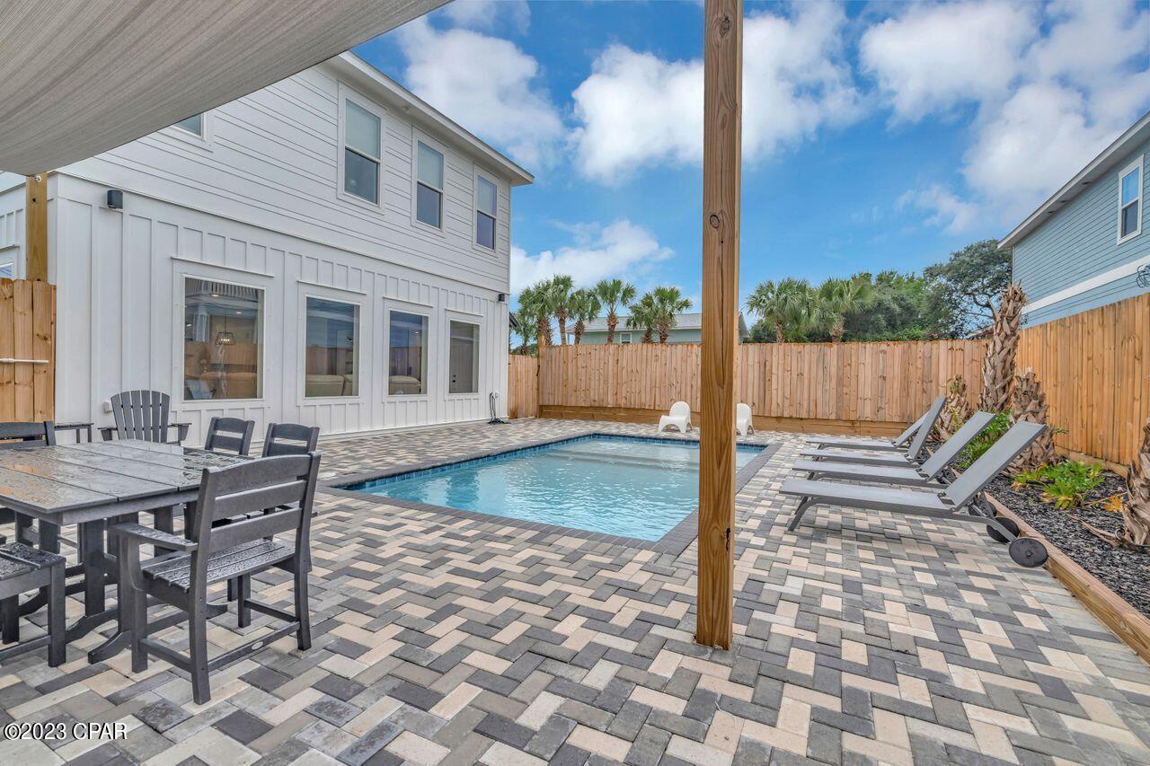 LAGUNA BEACH - Residential