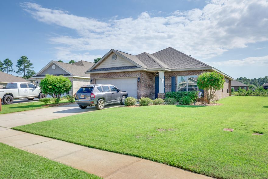Welcome to 340 Pin Oak Loop - a meticulously maintained single level brick home that offers 3 bedrooms, 2 bathrooms plus an office/den and 2 car garage in the highly sought-after community of Driftwood Estates. This open concept design has many desirable features and custom upgrades throughout. There is a large, dedicated office/den that could also function as an additional sleeping space for guests. Among the many features of the kitchen are a large island, recessed lights, stainless steel appliances, subway tile backsplash & granite countertops. The living room has vaulted ceilings and access to the covered patio. The spacious master bedroom has trey ceilings, crown molding and master bath with granite countertops, soaker tub and walk in shower.