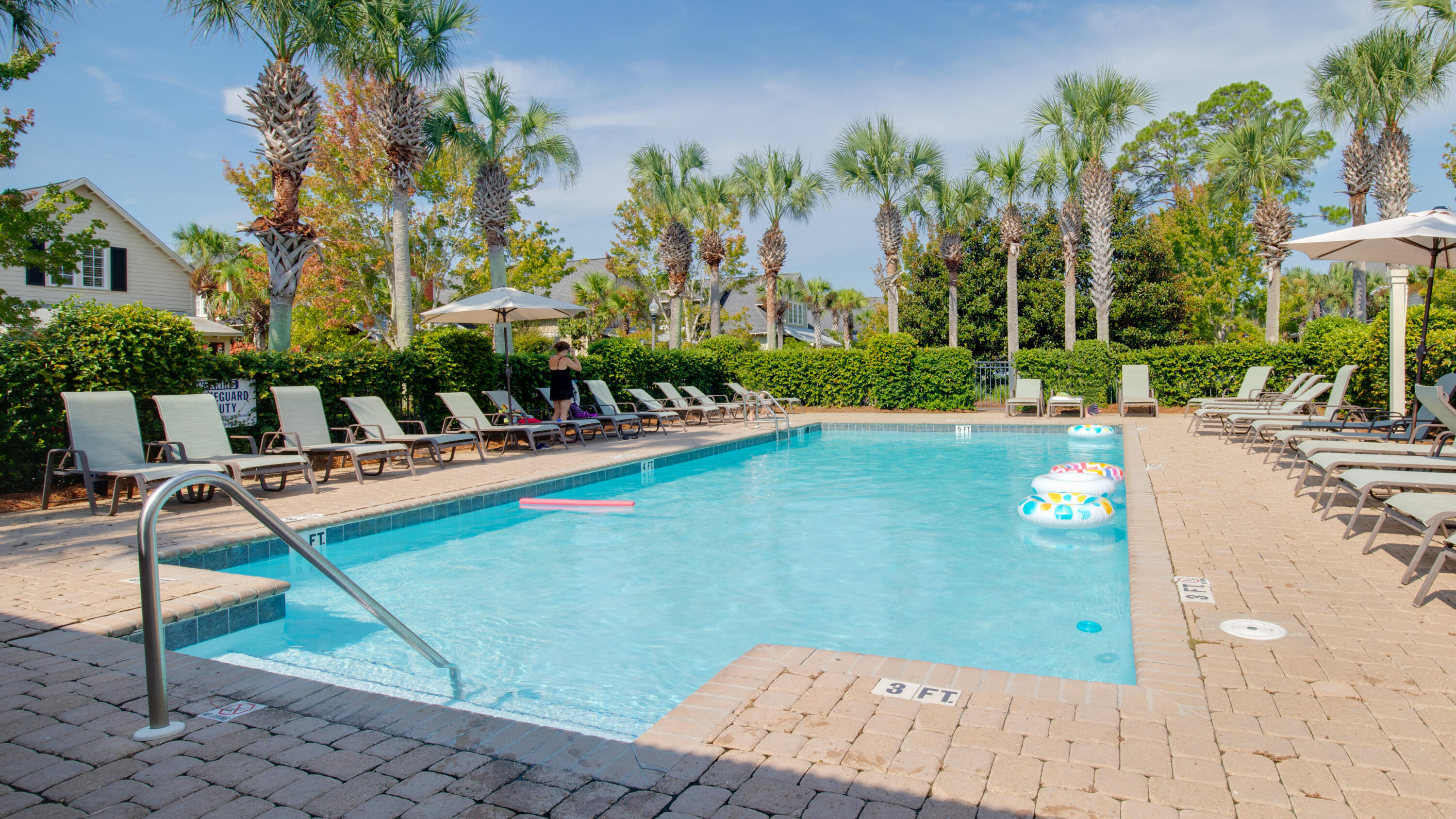BUNGALOS AT SANDESTIN - Residential Lease