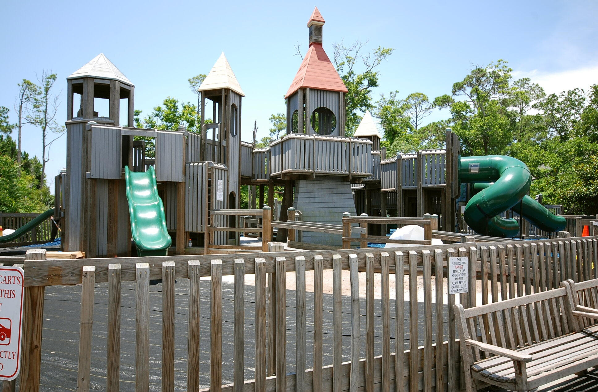 BUNGALOS AT SANDESTIN - Residential Lease