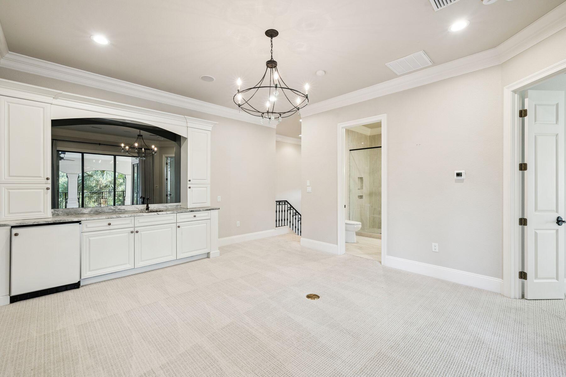 BURNT PINE - Residential