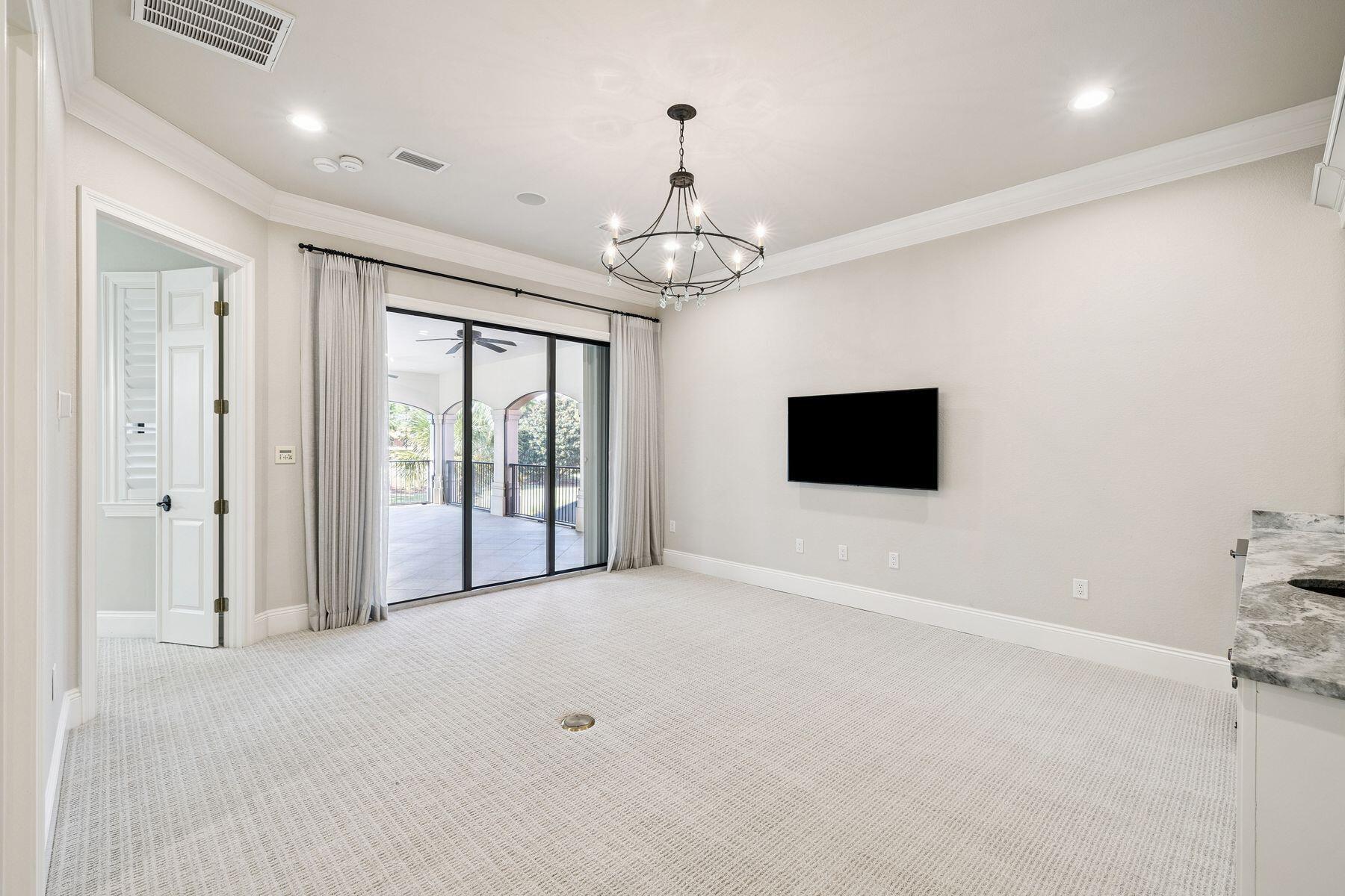 BURNT PINE - Residential