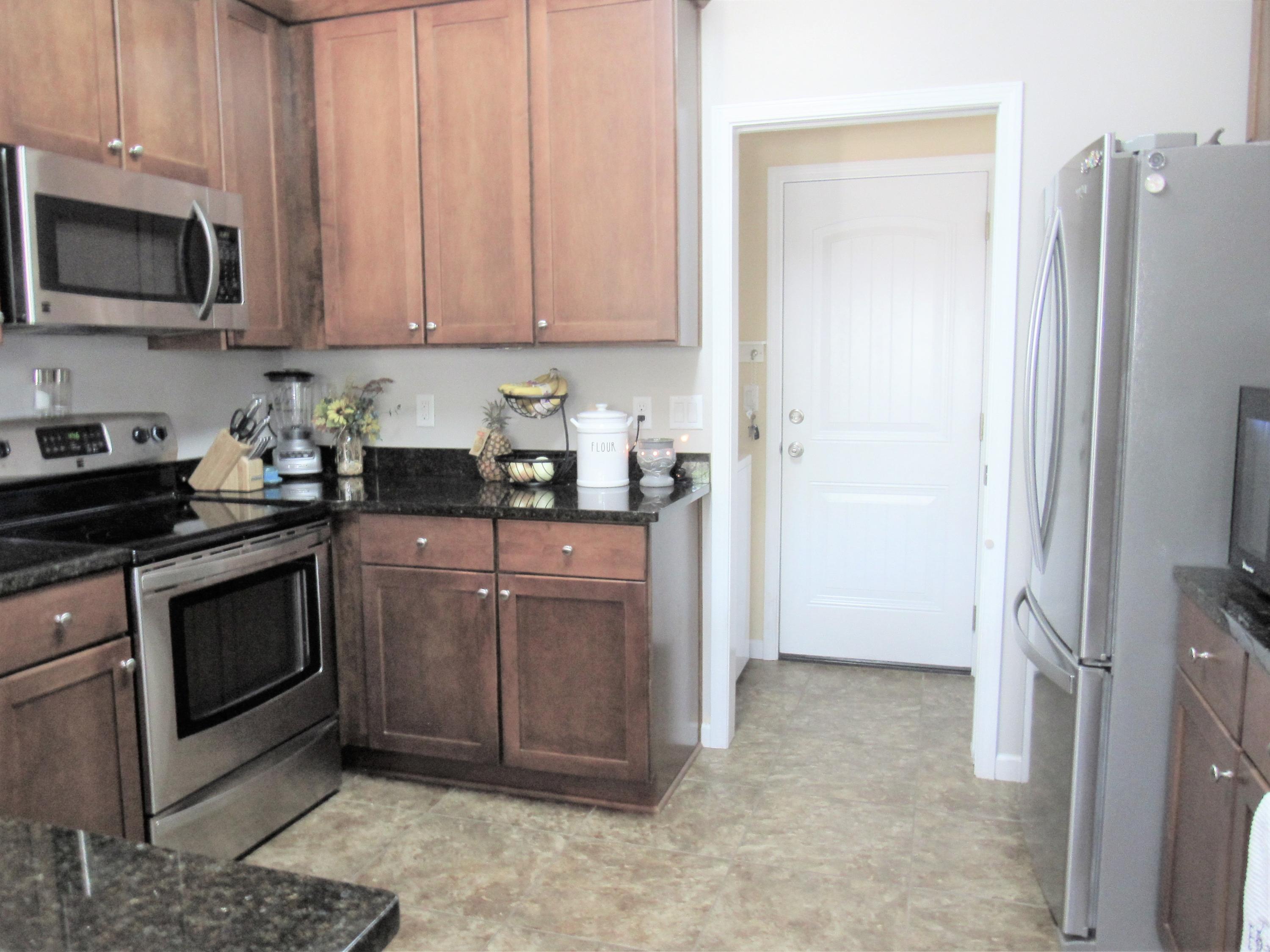 VALPARAISO PINECREST 6 - Residential