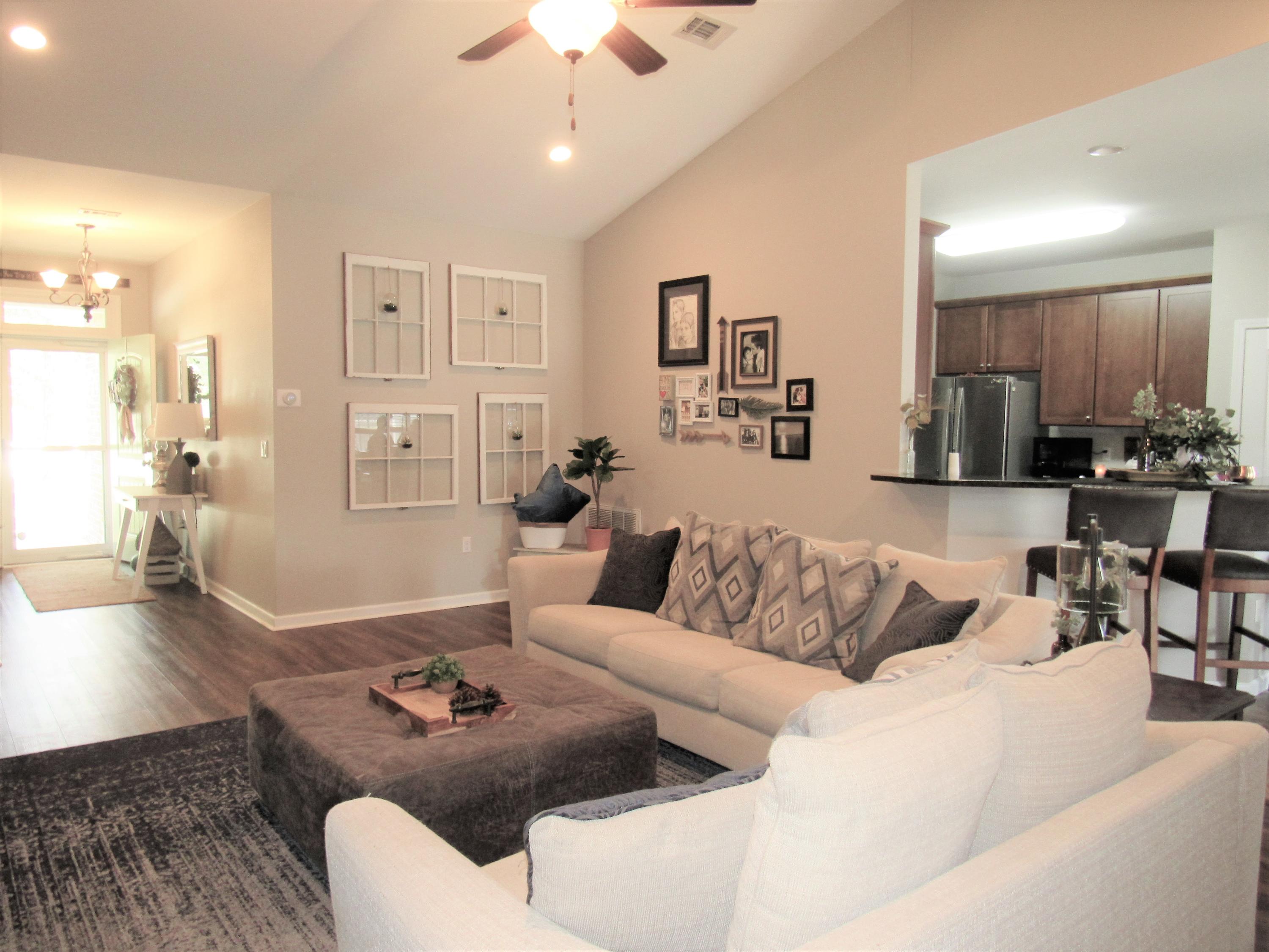 VALPARAISO PINECREST 6 - Residential