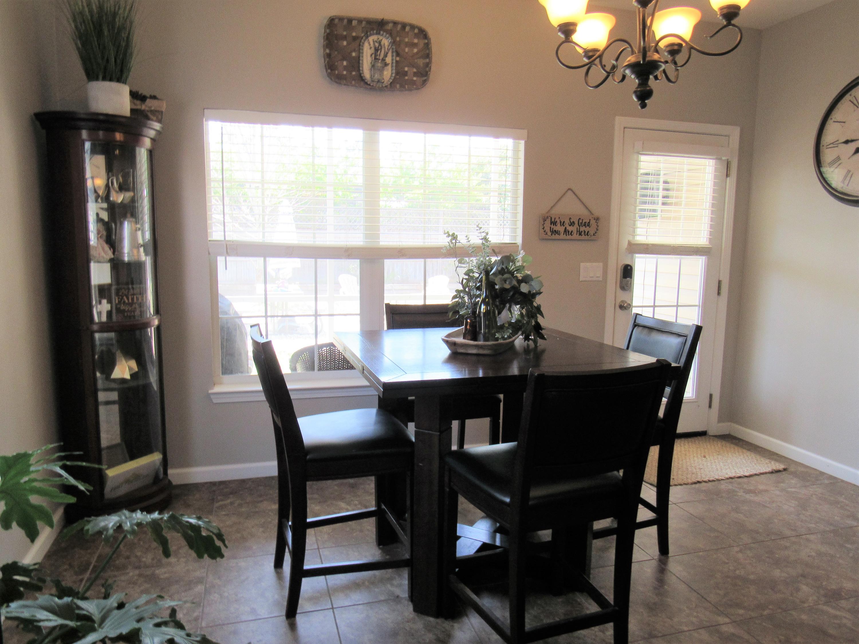 VALPARAISO PINECREST 6 - Residential