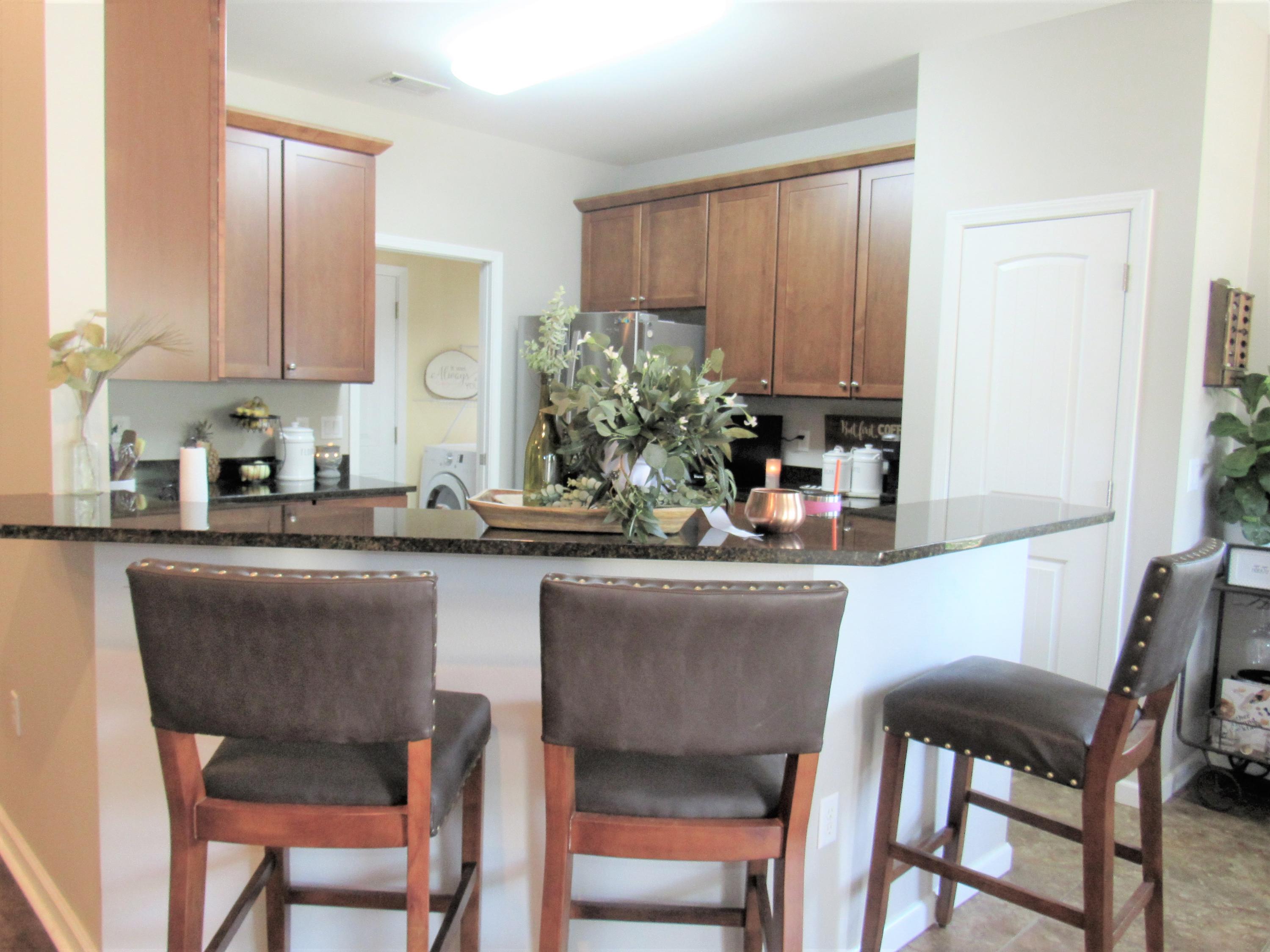 VALPARAISO PINECREST 6 - Residential