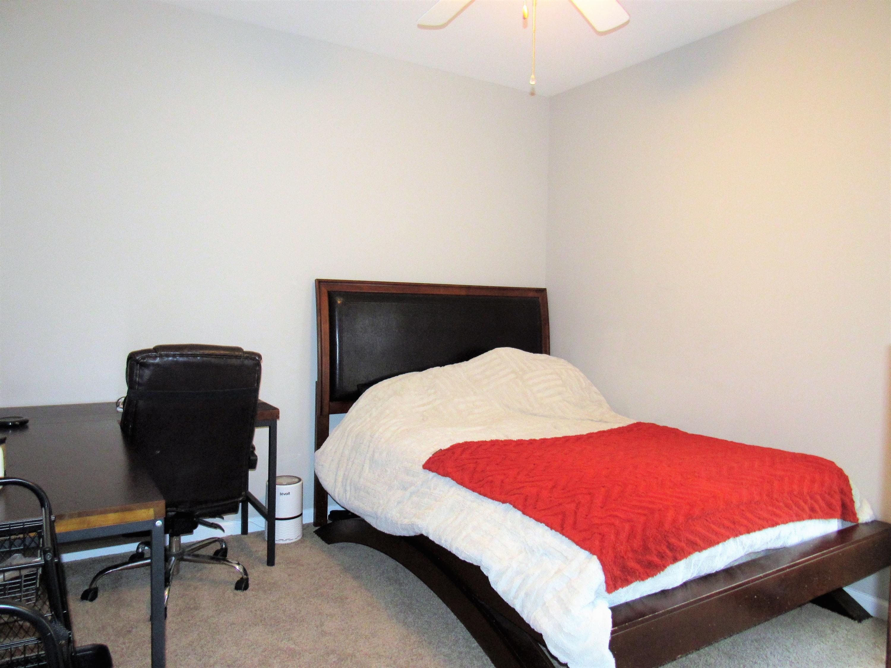 VALPARAISO PINECREST 6 - Residential