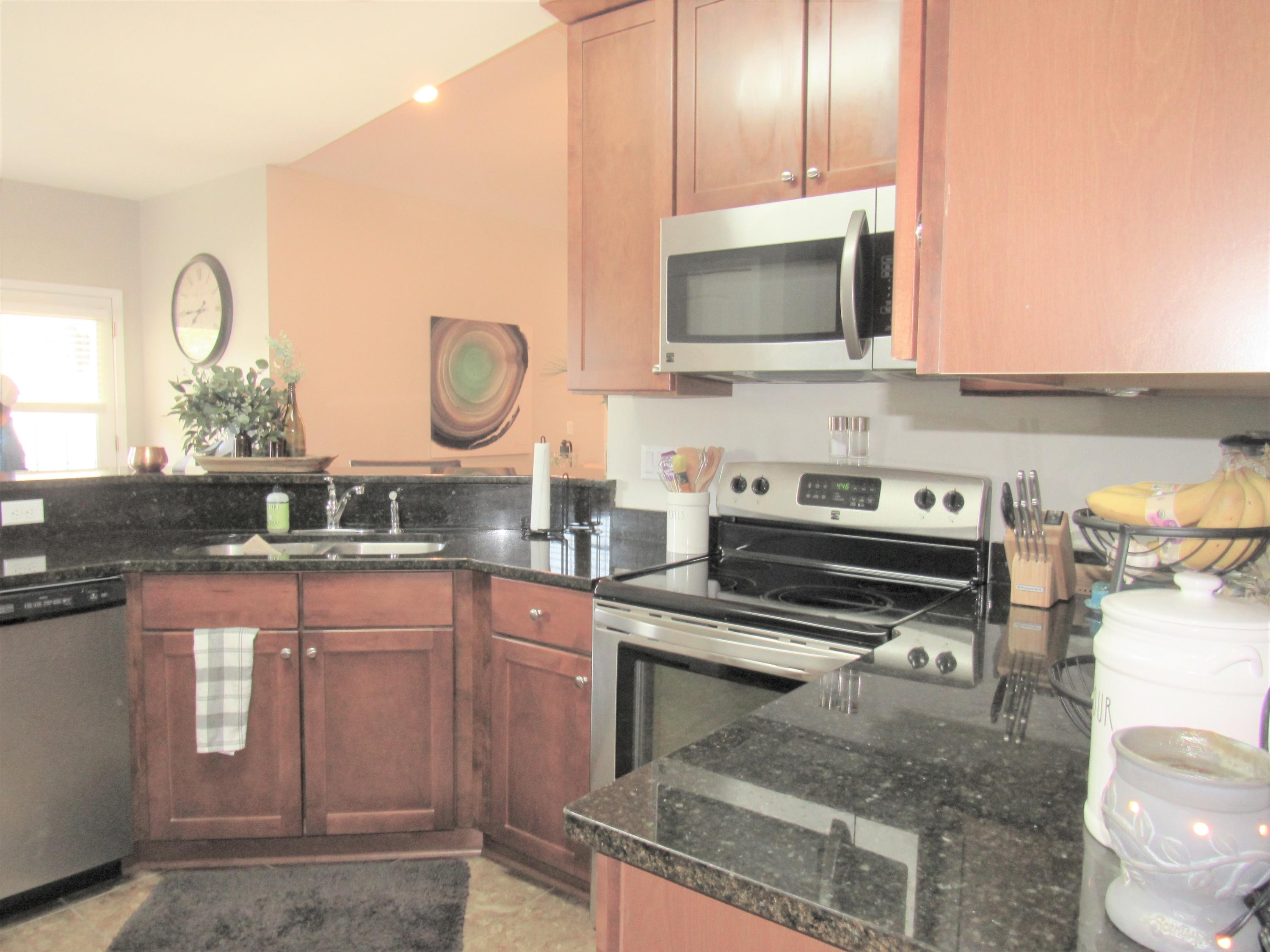 VALPARAISO PINECREST 6 - Residential