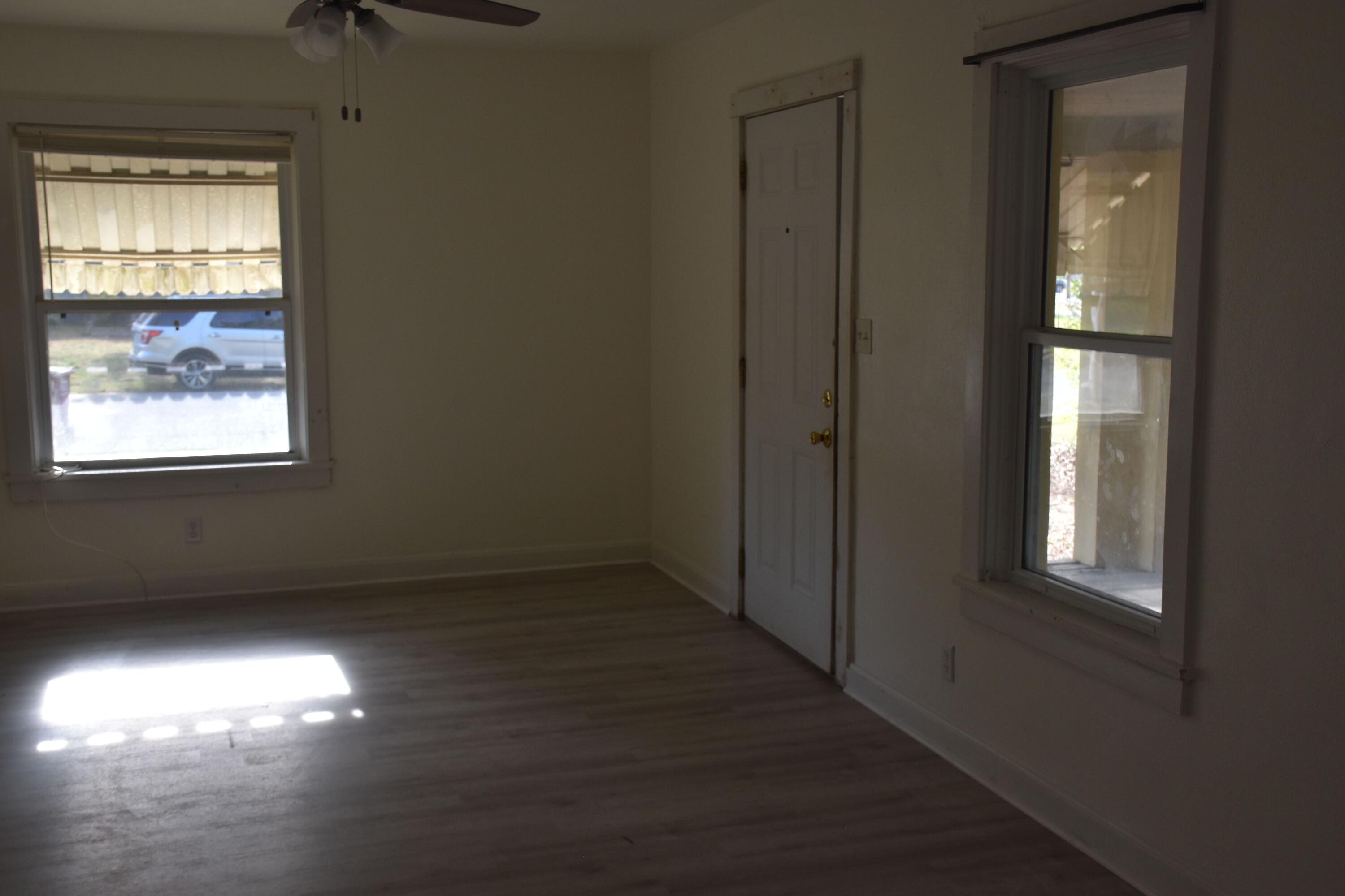 crestview northwest - Residential Lease