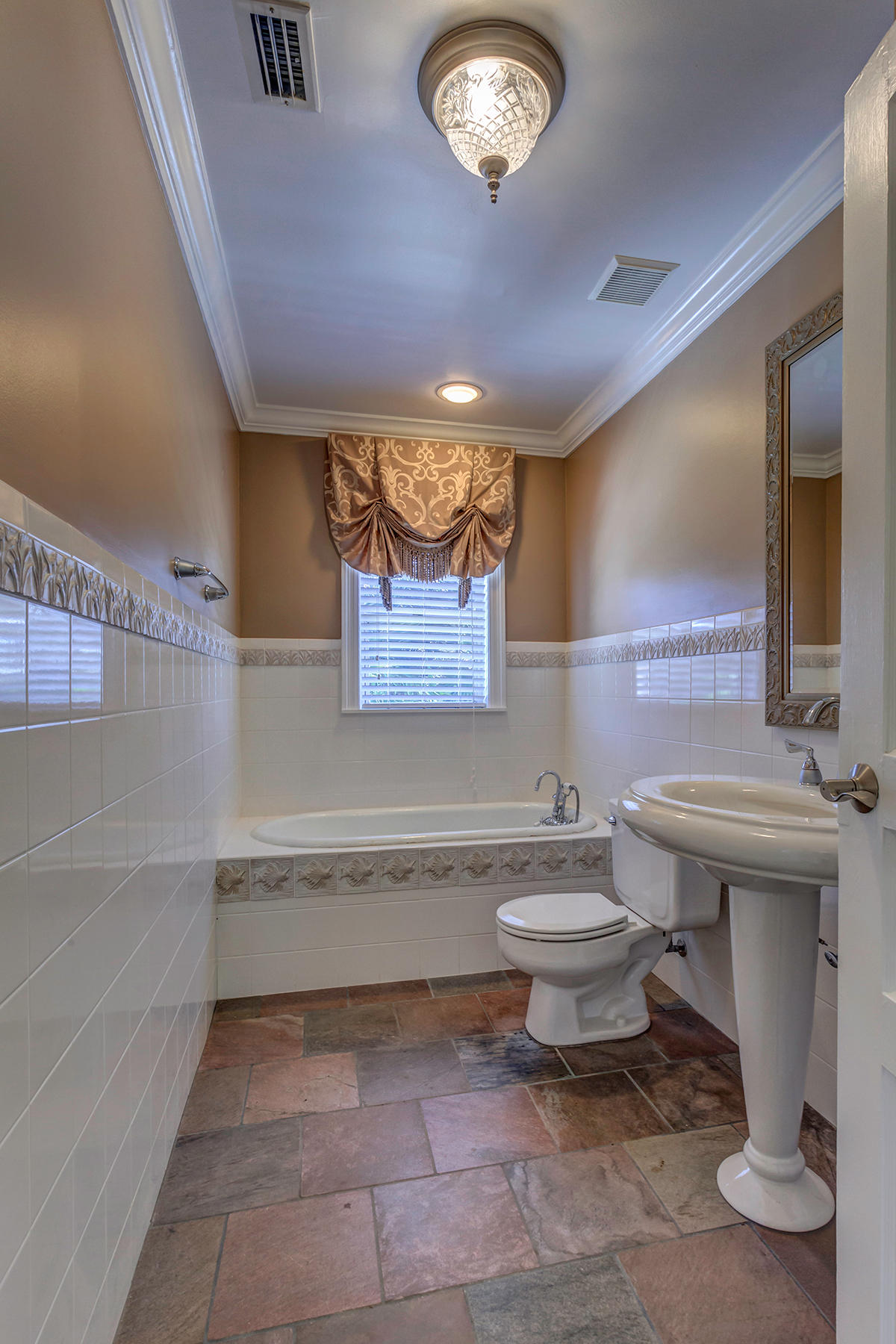 SANTA MONICA BEACH - Residential