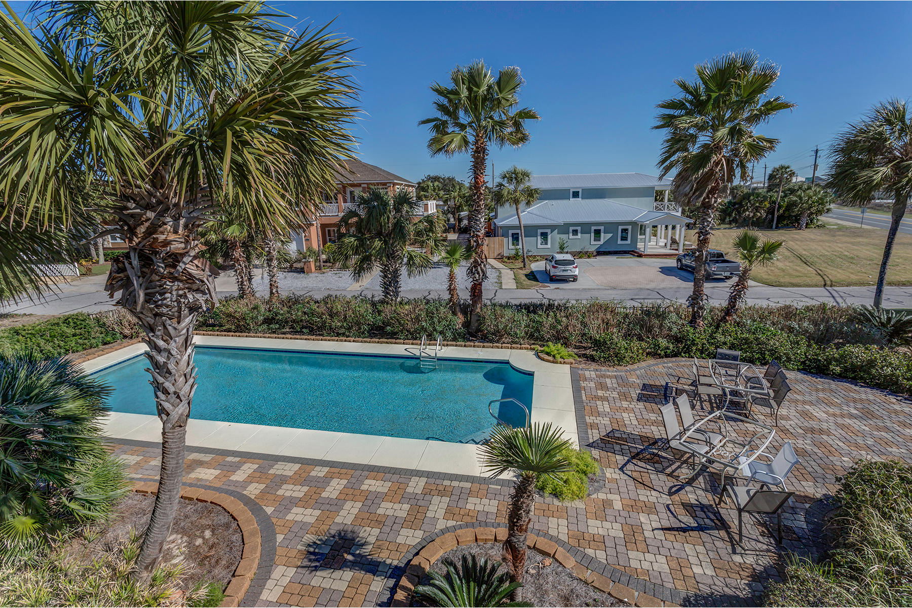 SANTA MONICA BEACH - Residential
