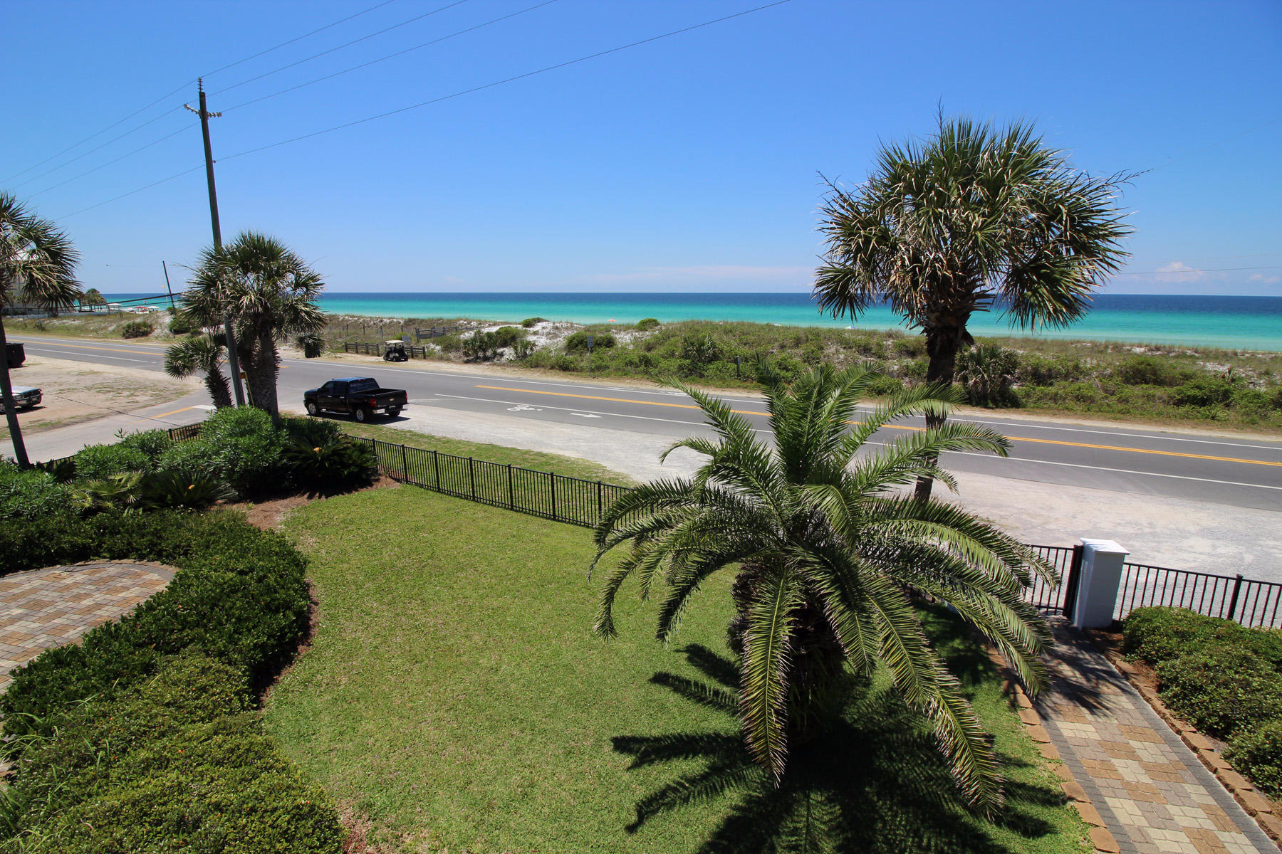 SANTA MONICA BEACH - Residential