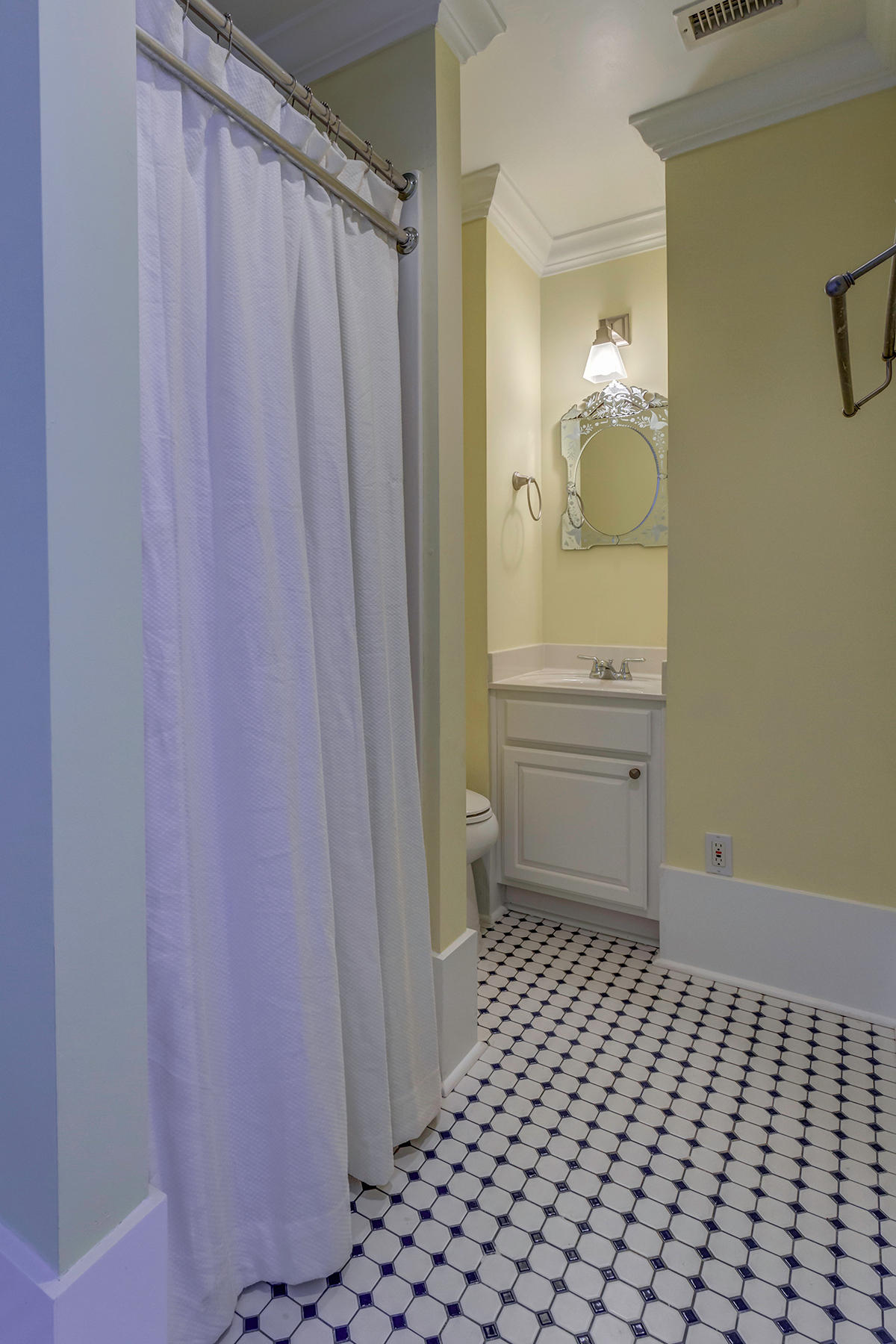 SANTA MONICA BEACH - Residential