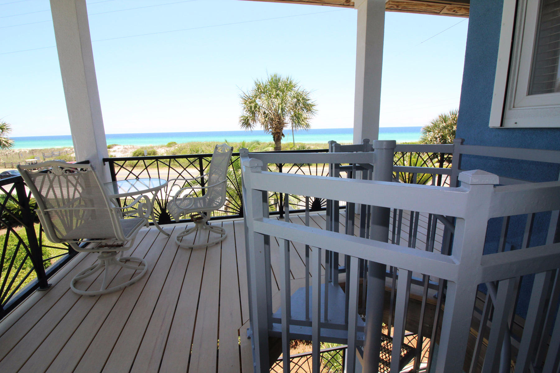 SANTA MONICA BEACH - Residential
