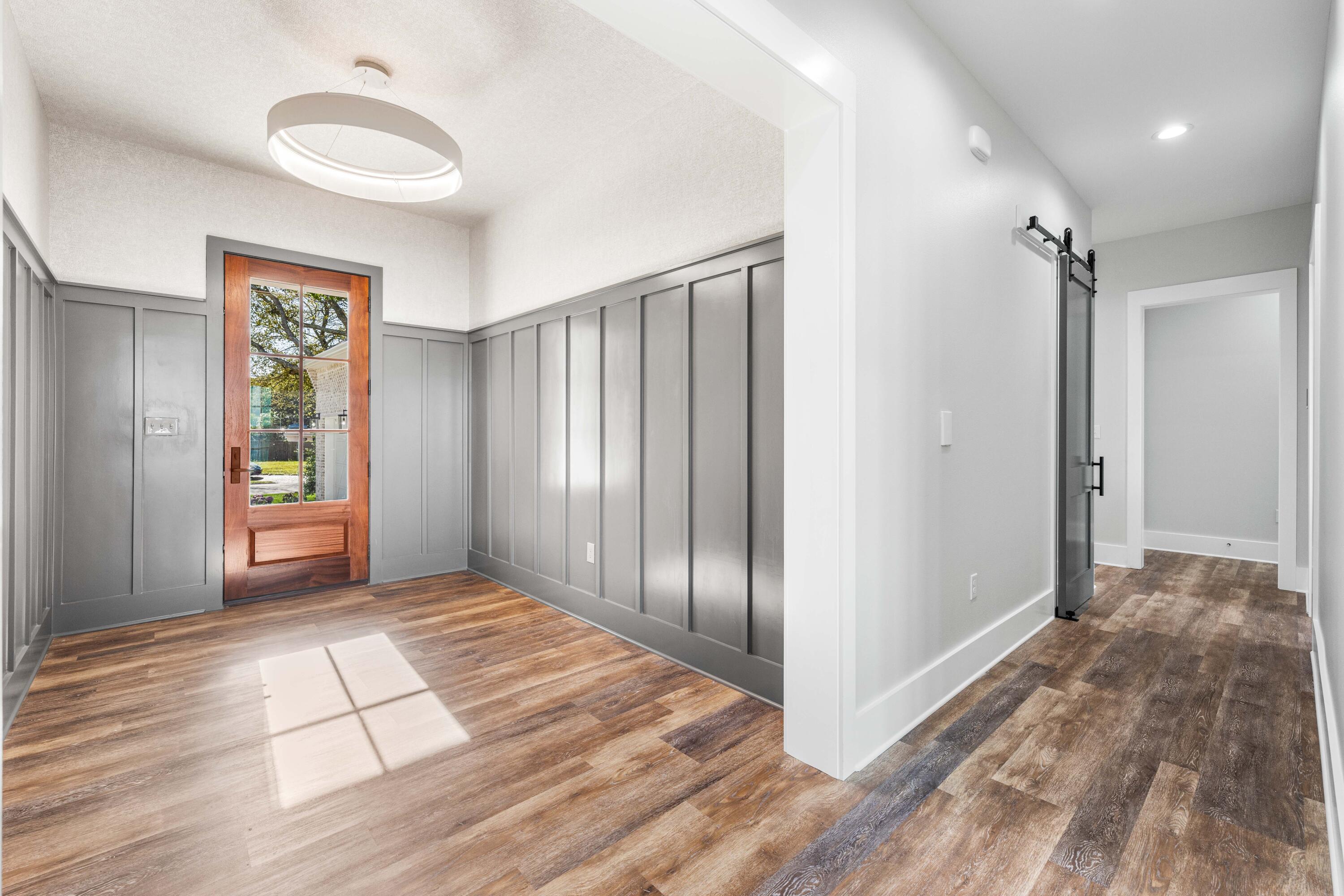 ELLIOTTS POINT - Residential