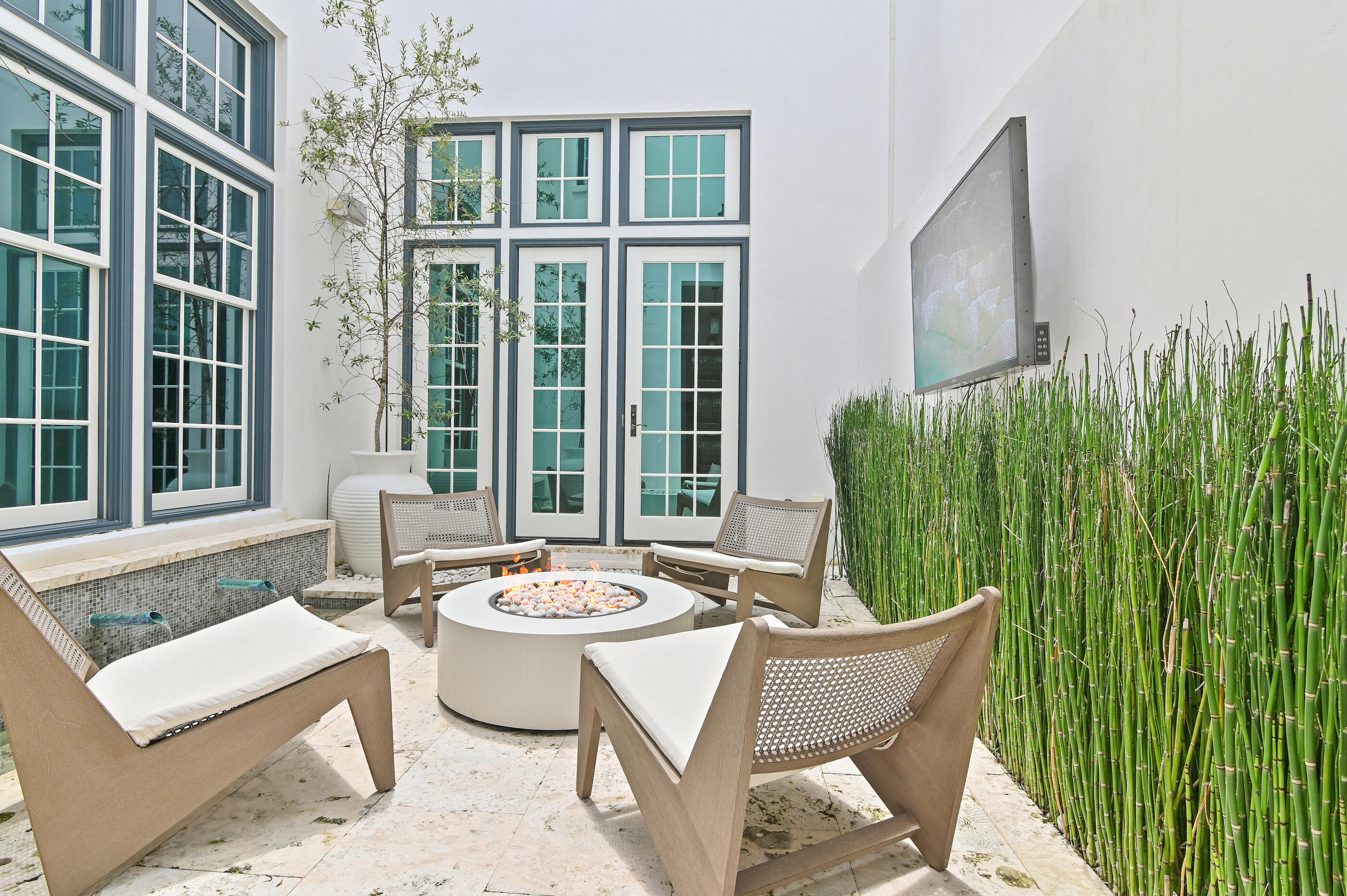 ALYS BEACH - Residential