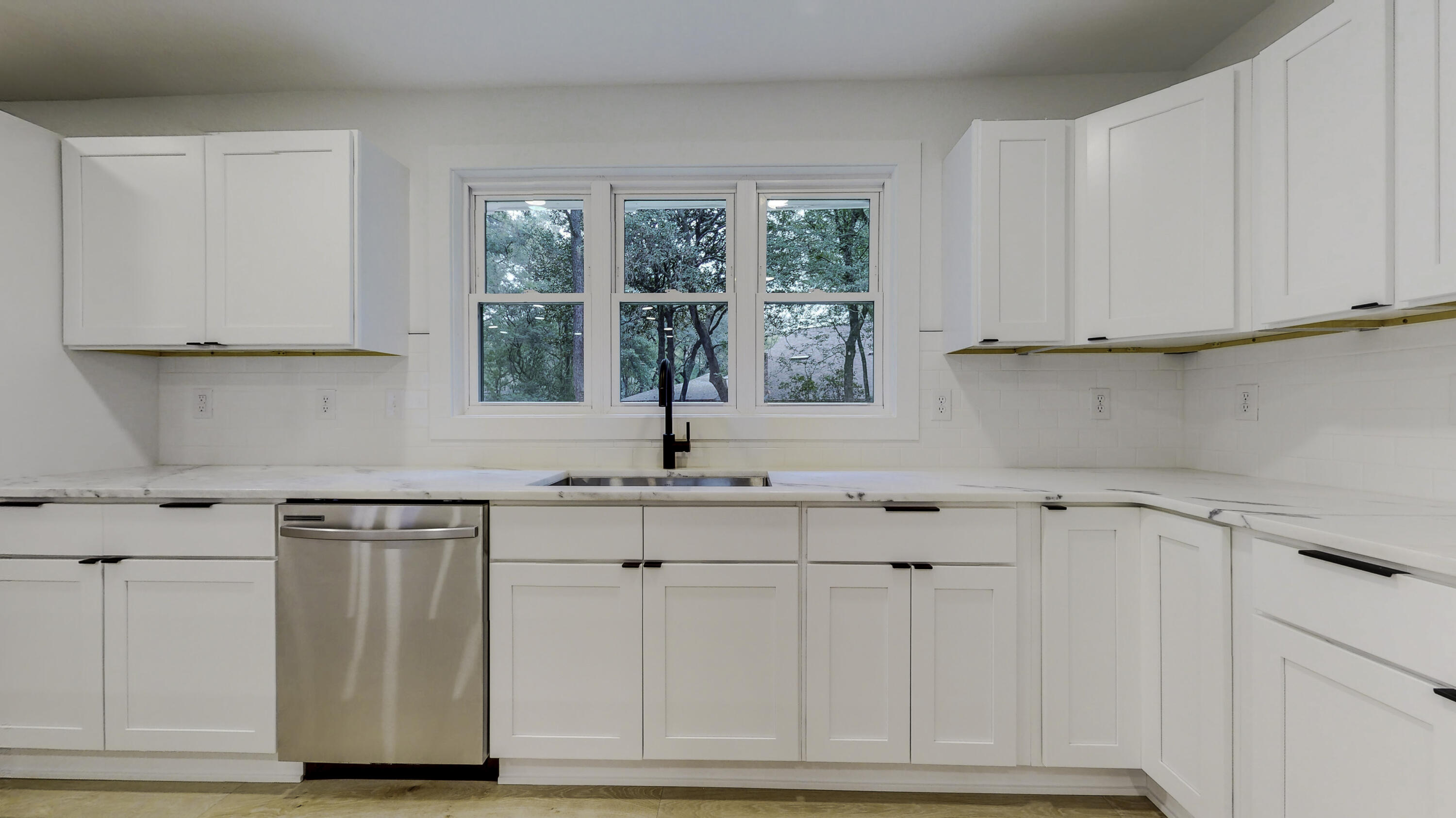 Le Chateau - Residential