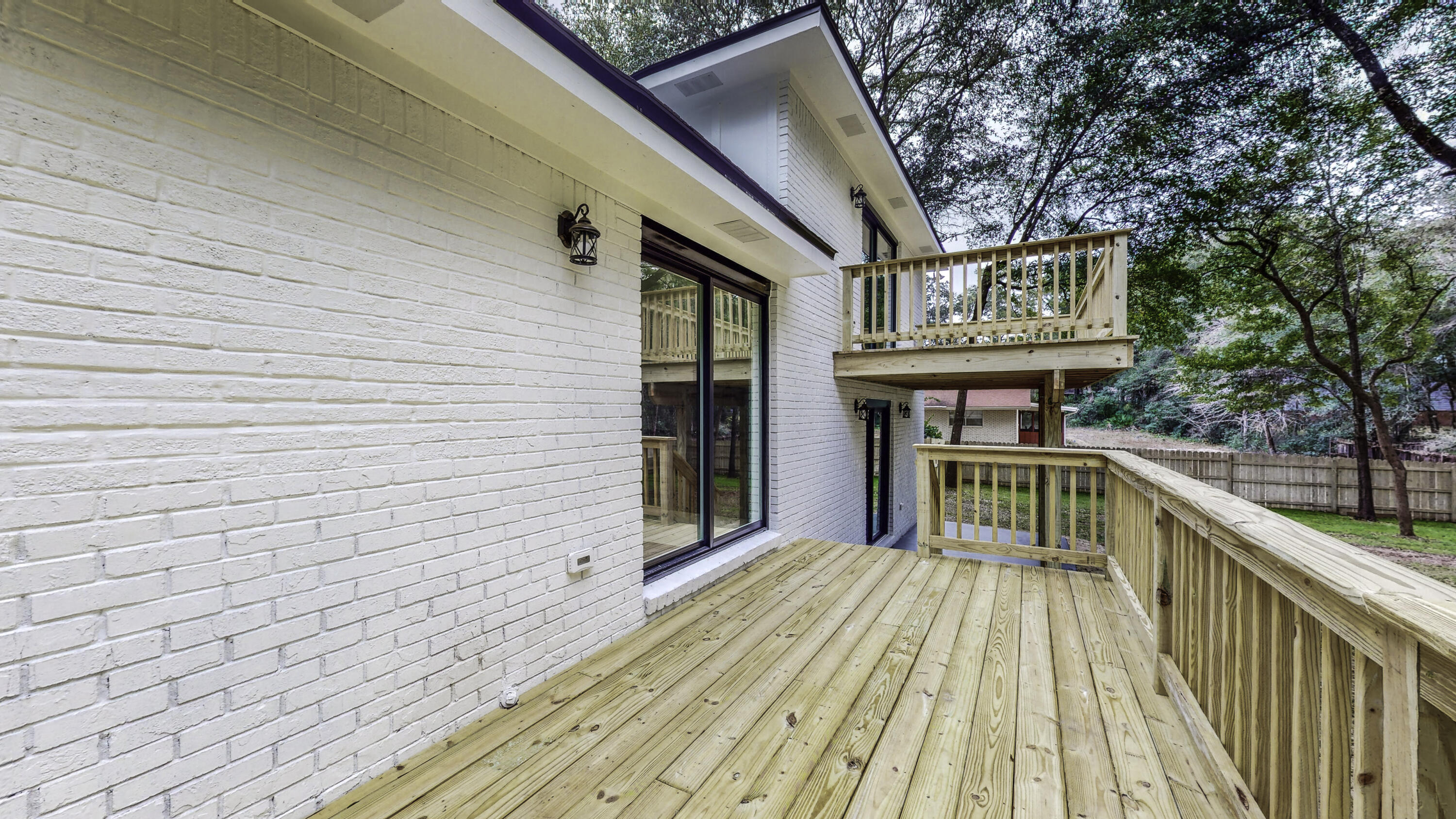 Le Chateau - Residential