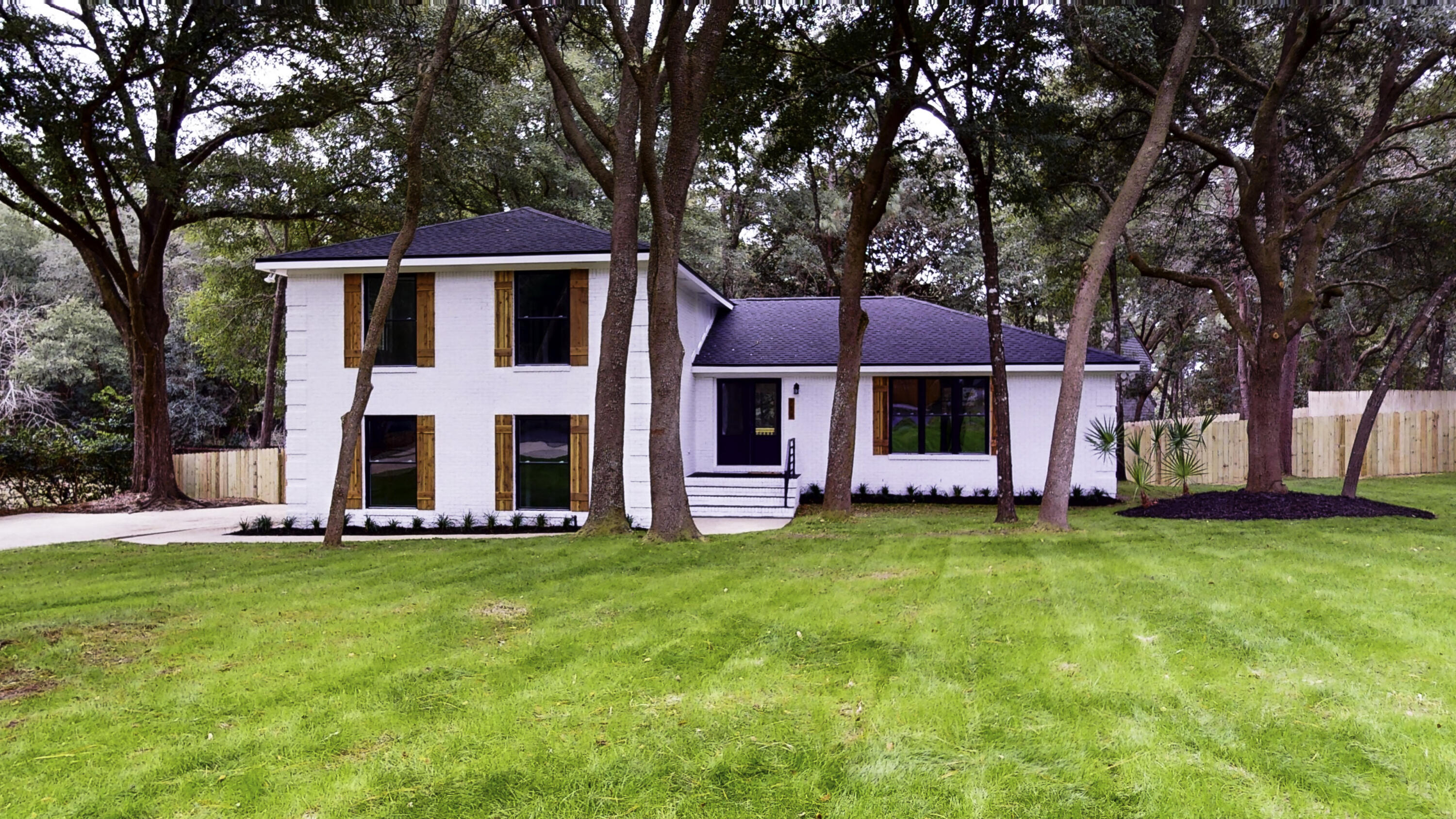Newly renovated home in Le Chateau area Rocky Bayou Country Club on a large 1/2 Acre lot! Open floor plan with a custom renovated kitchen with beautiful new shaker style cabinets, white/gray granite counter tops, white tile back splash, stainless appliances and large island with custom ship lap trim work. Vinyl plank ''wood look'' flooring throughout and baths have been remodeled/updated with new vanities, hardware, white marble counter tops and refinished/new tub/showers.