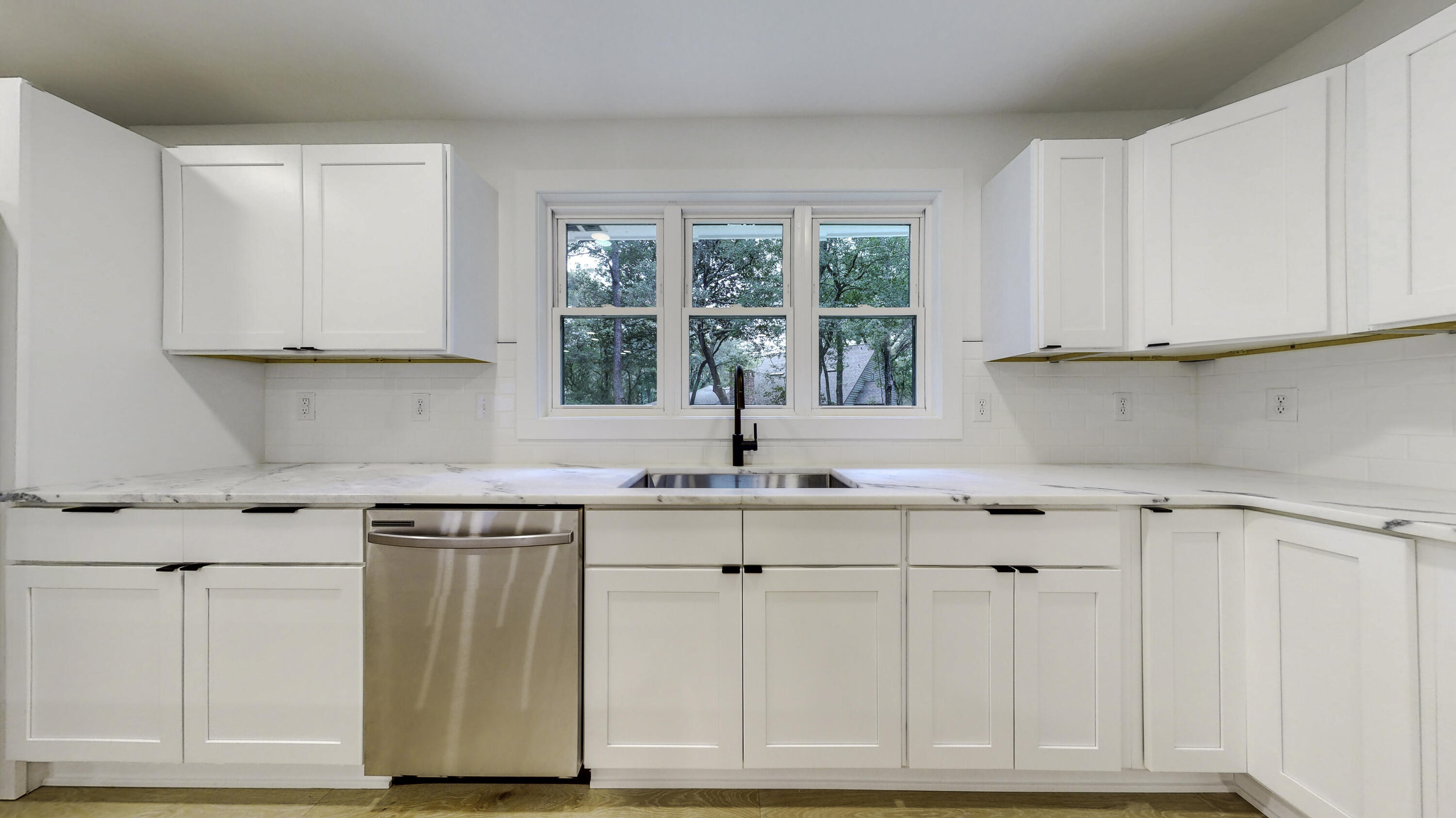 Le Chateau - Residential