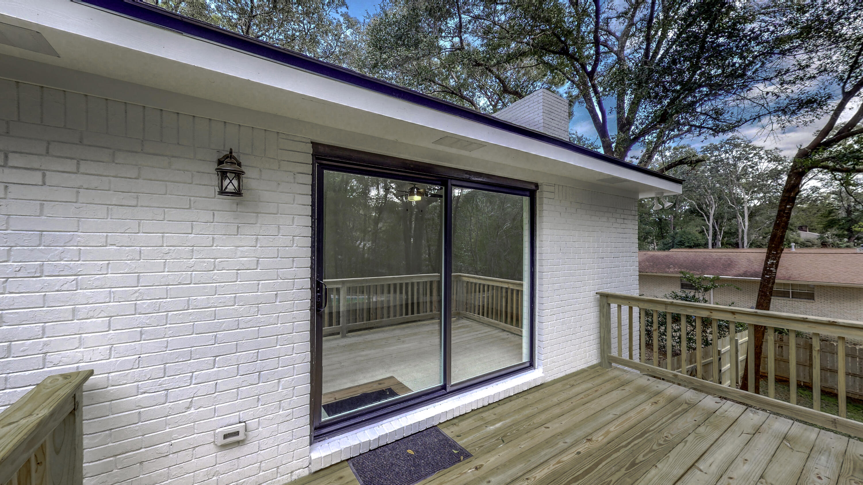 Le Chateau - Residential