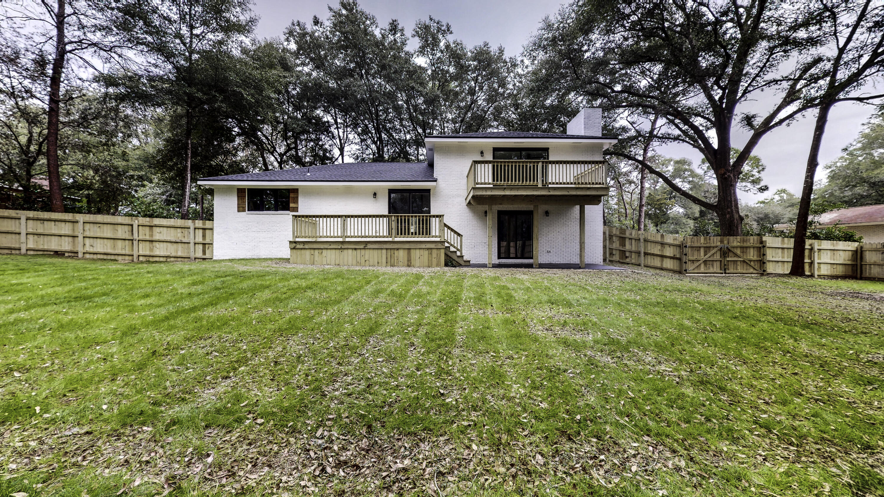 Le Chateau - Residential