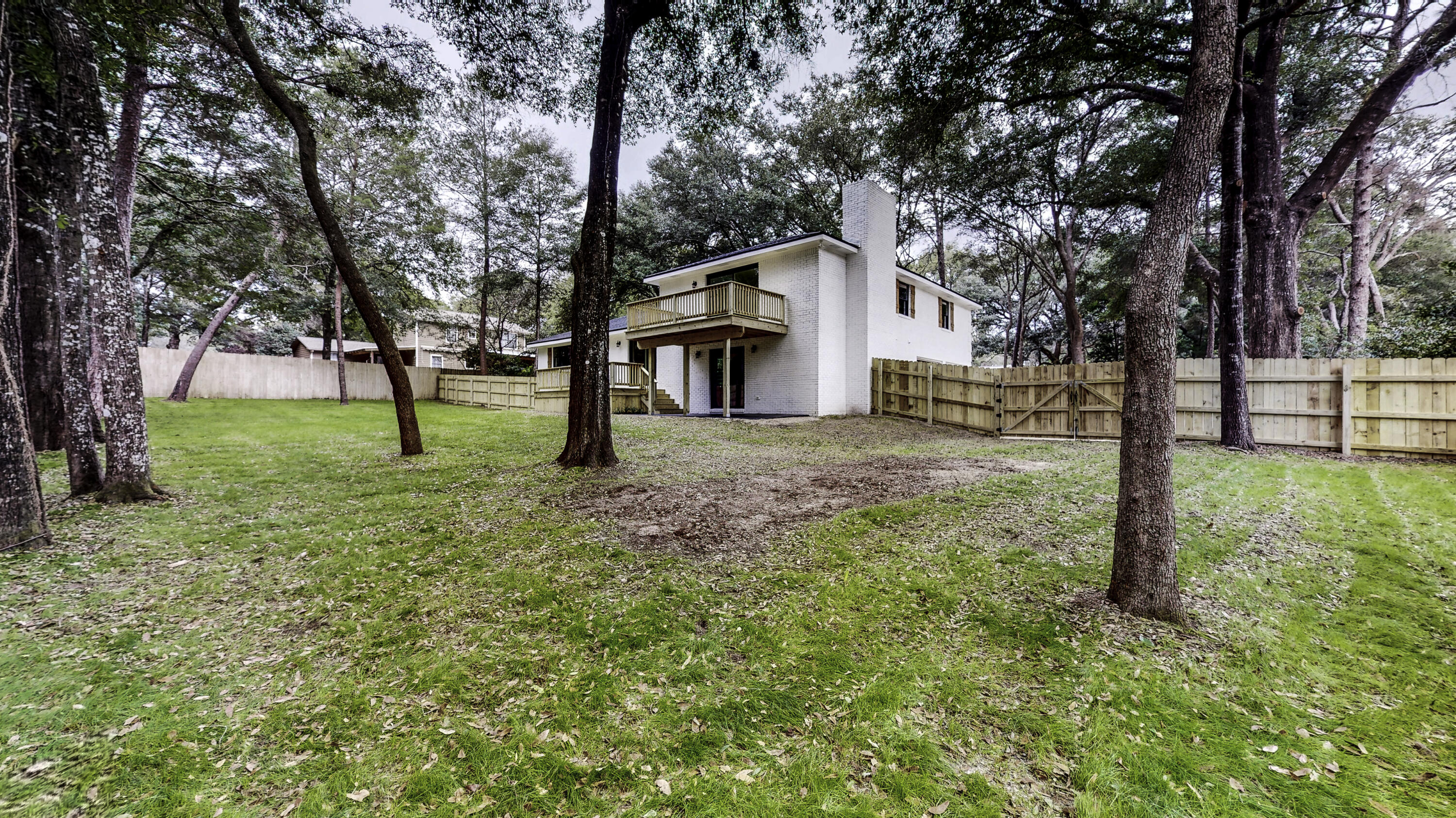 Le Chateau - Residential