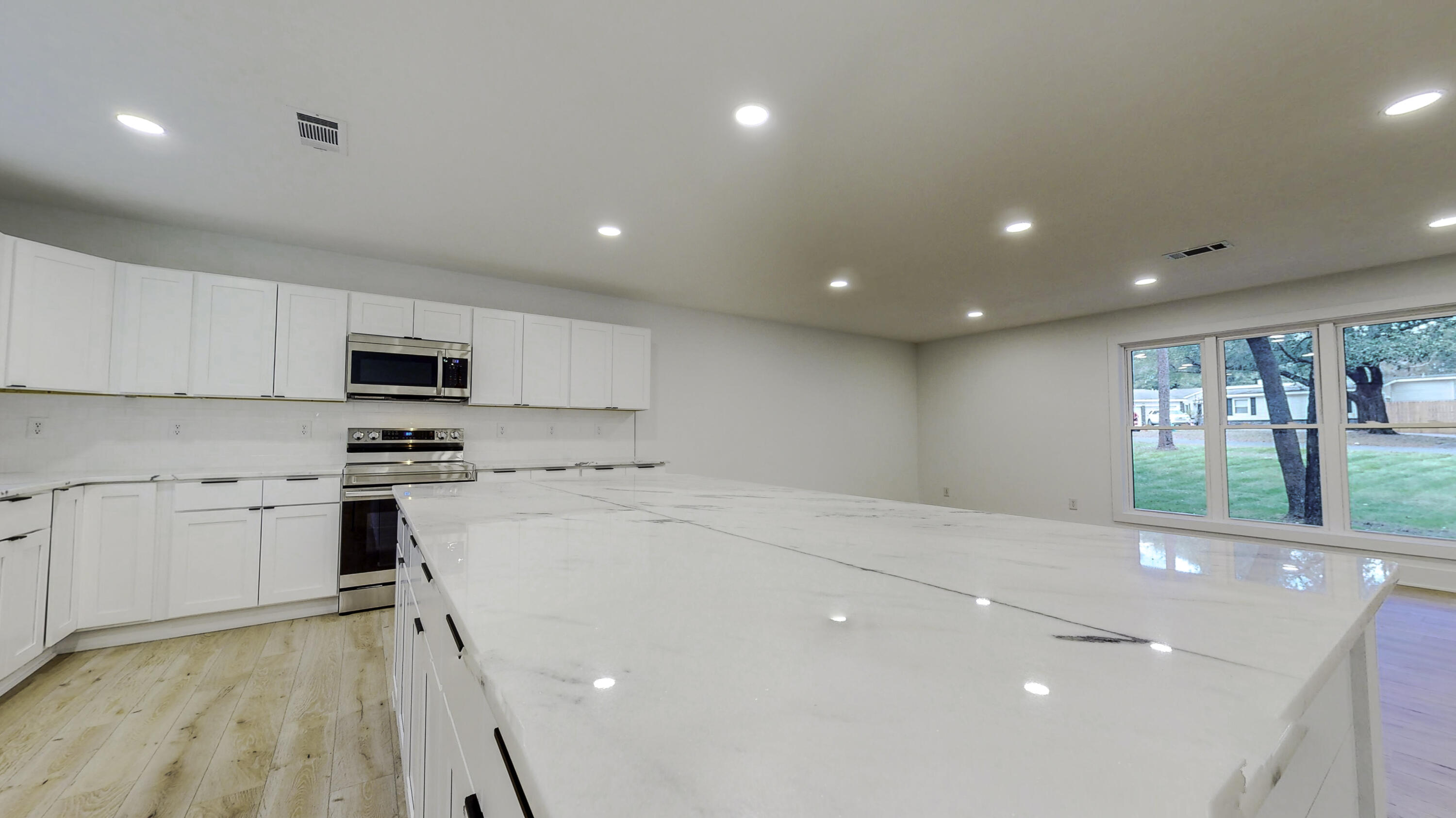 Le Chateau - Residential