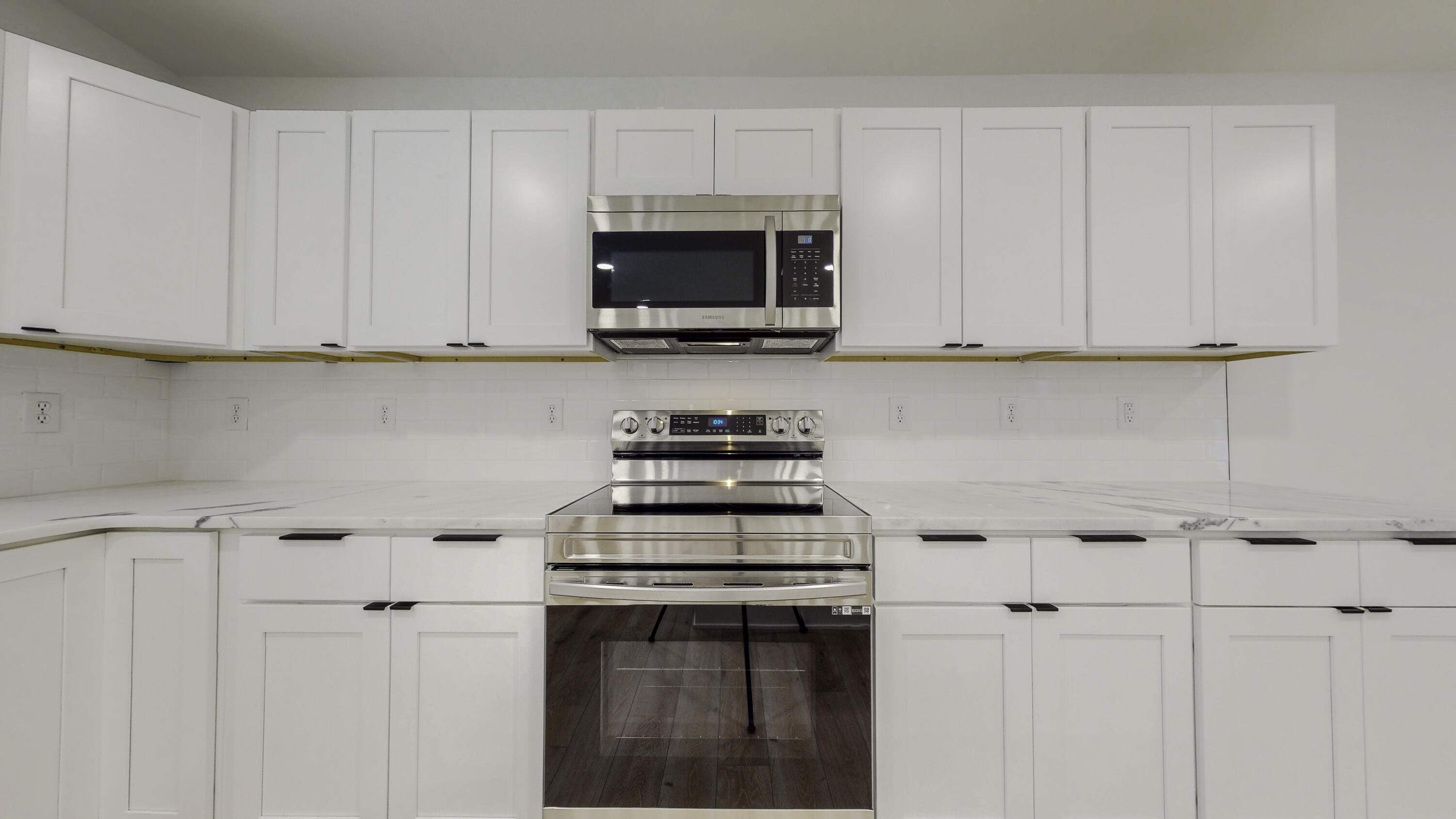 Le Chateau - Residential