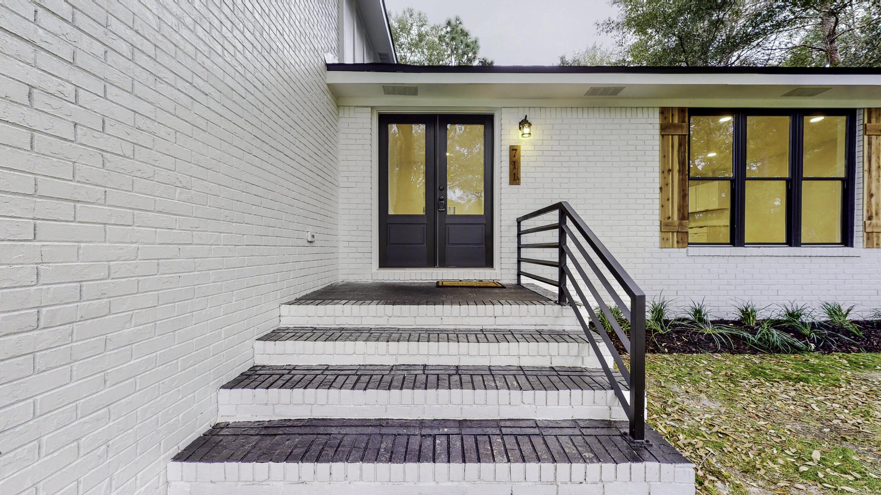 Le Chateau - Residential