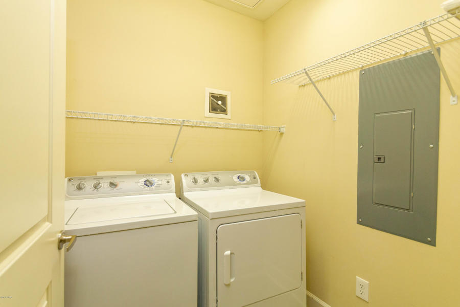 ISLAND RESERVE - Residential