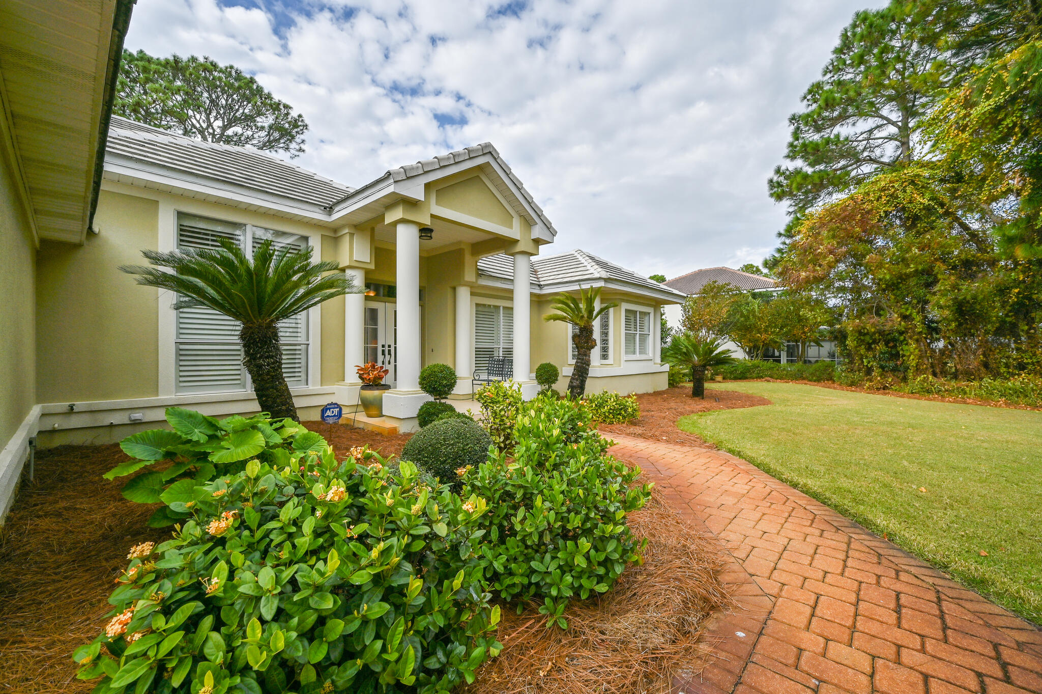 EMERALD BAY PH 1A - Residential