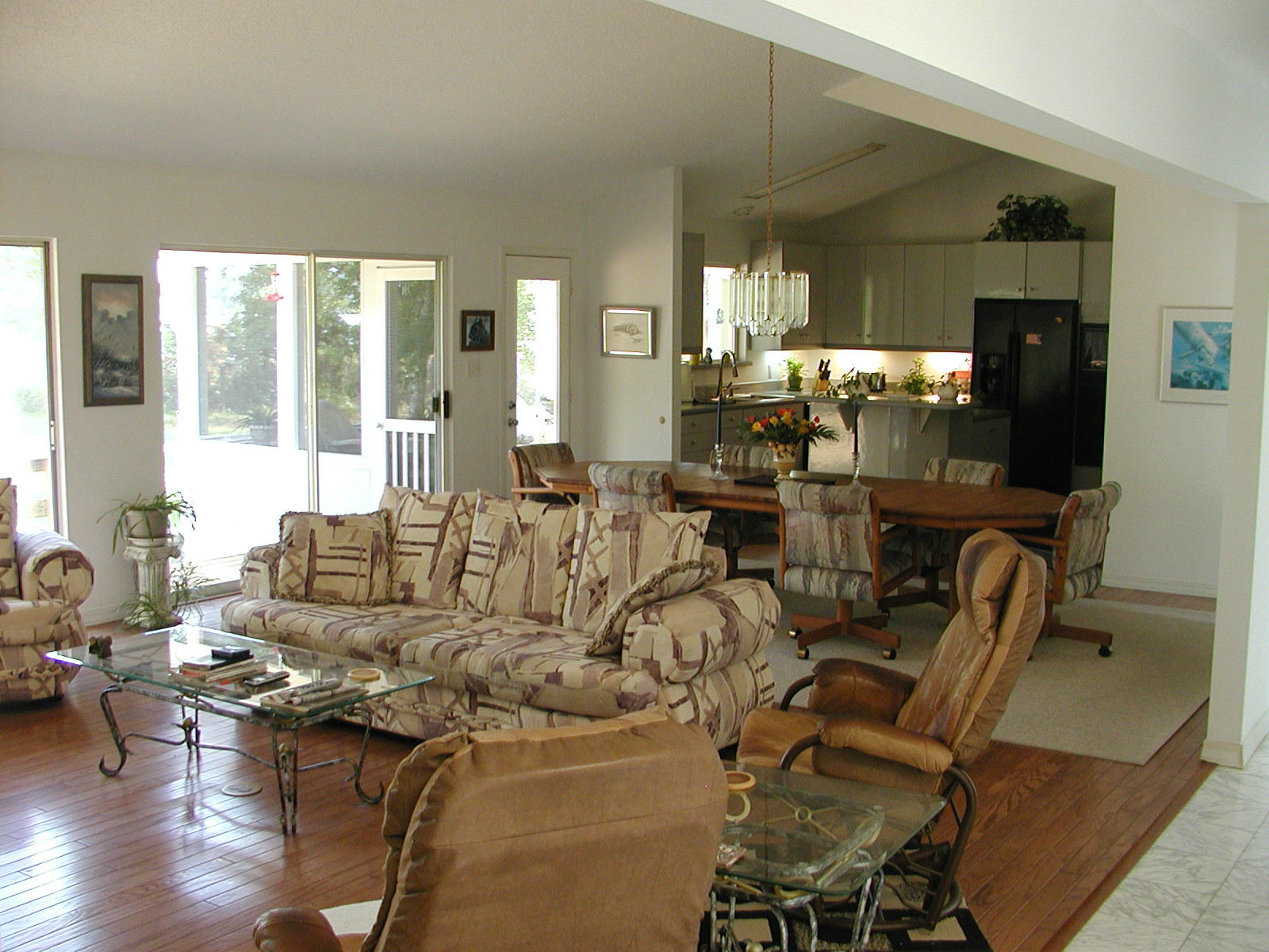 LAGRANGE SHORES - Residential