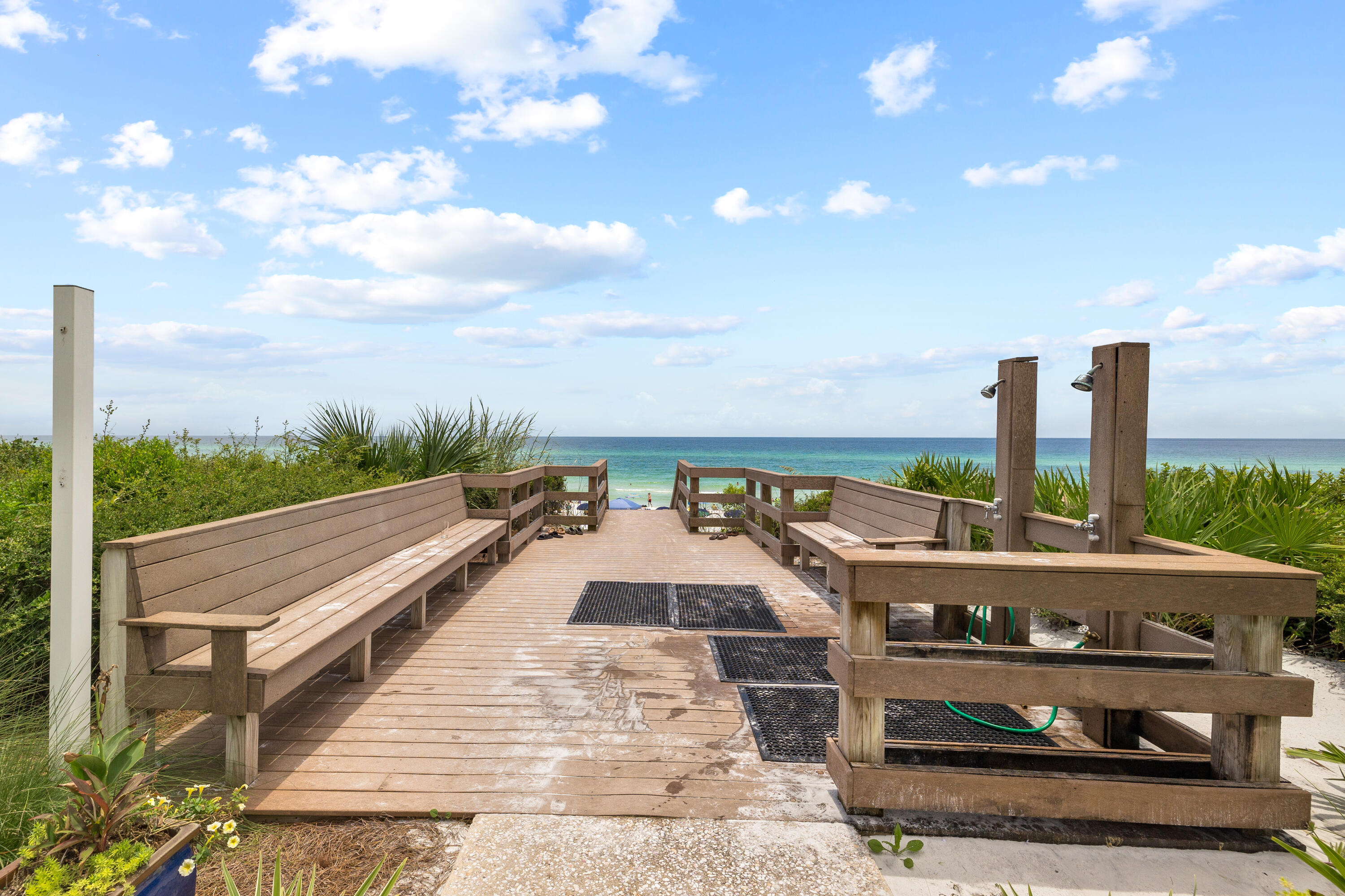 PALMS AT SEAGROVE - Residential
