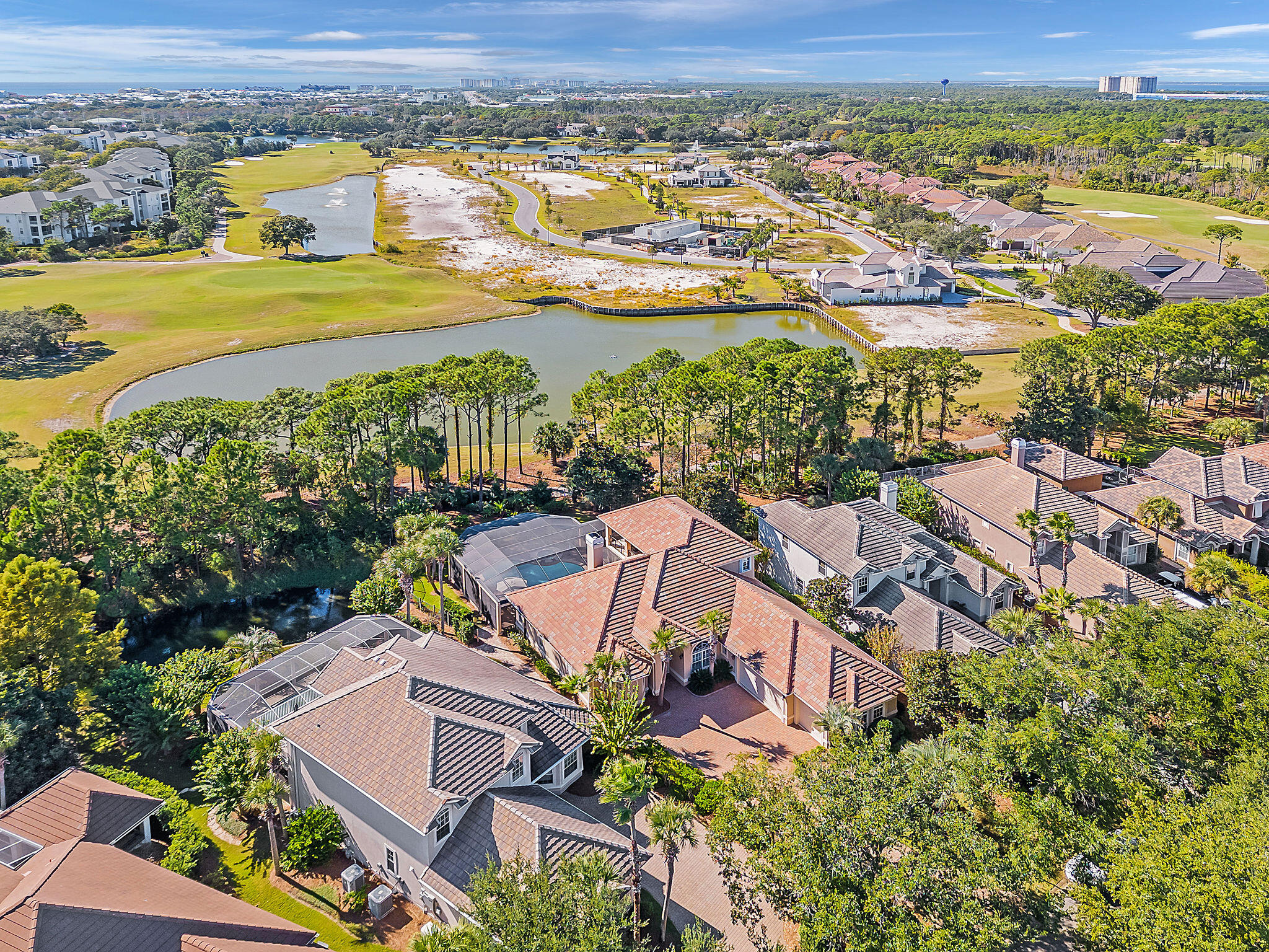 REGATTA BAY - Residential